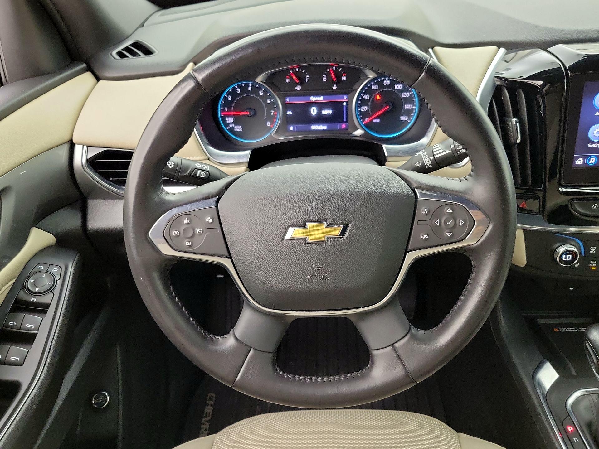 Thumbnail: 2022 Chevrolet Traverse - 10
