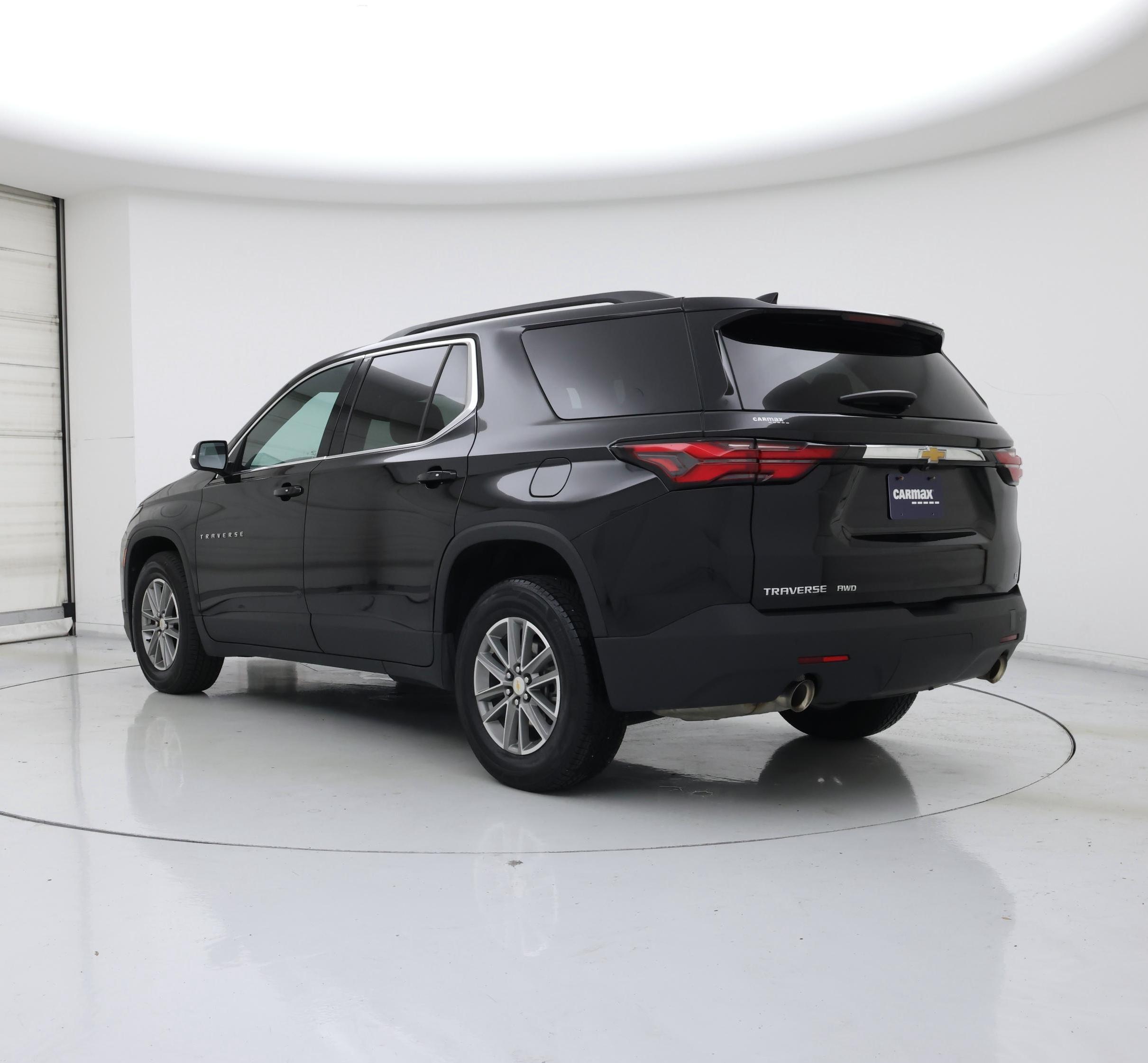 Thumbnail: 2022 Chevrolet Traverse - 2