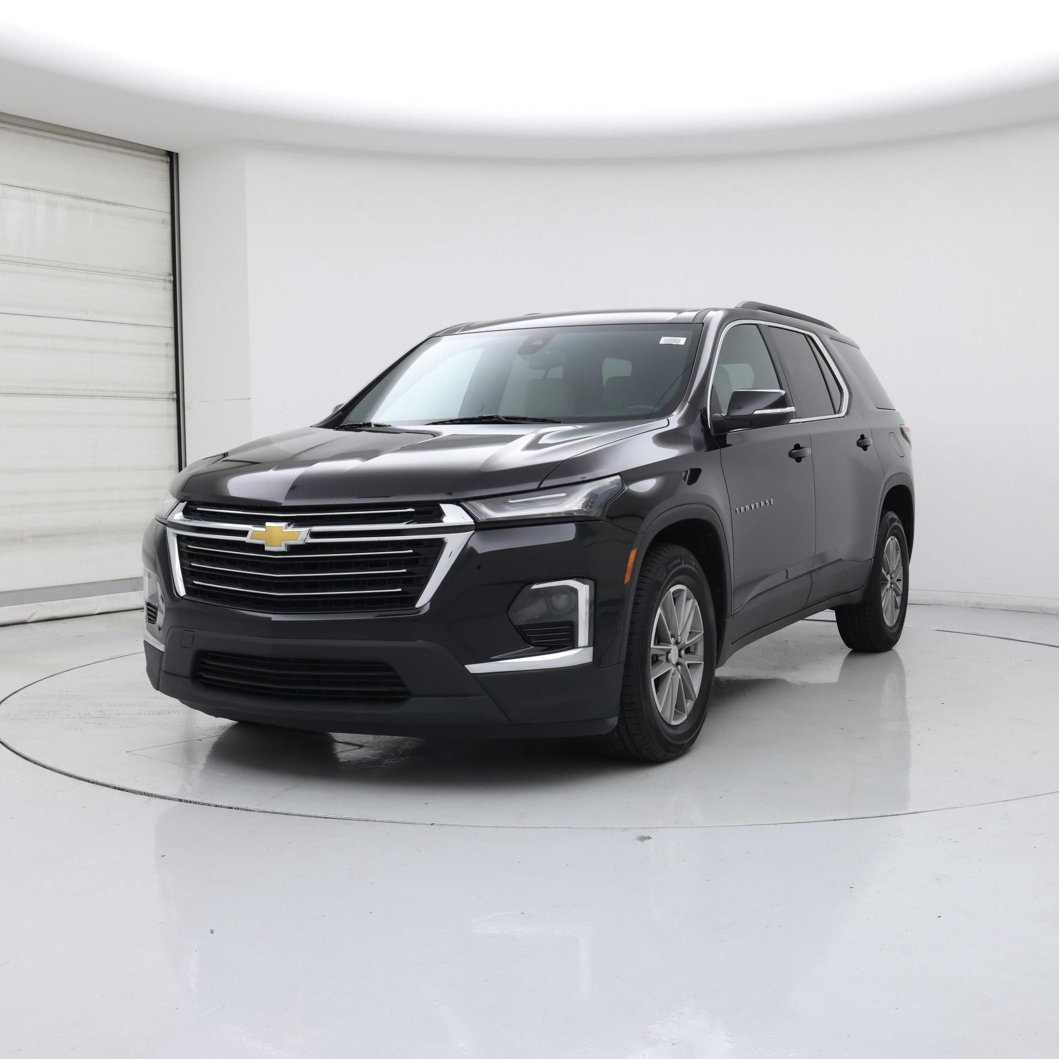 Thumbnail: 2022 Chevrolet Traverse - 4