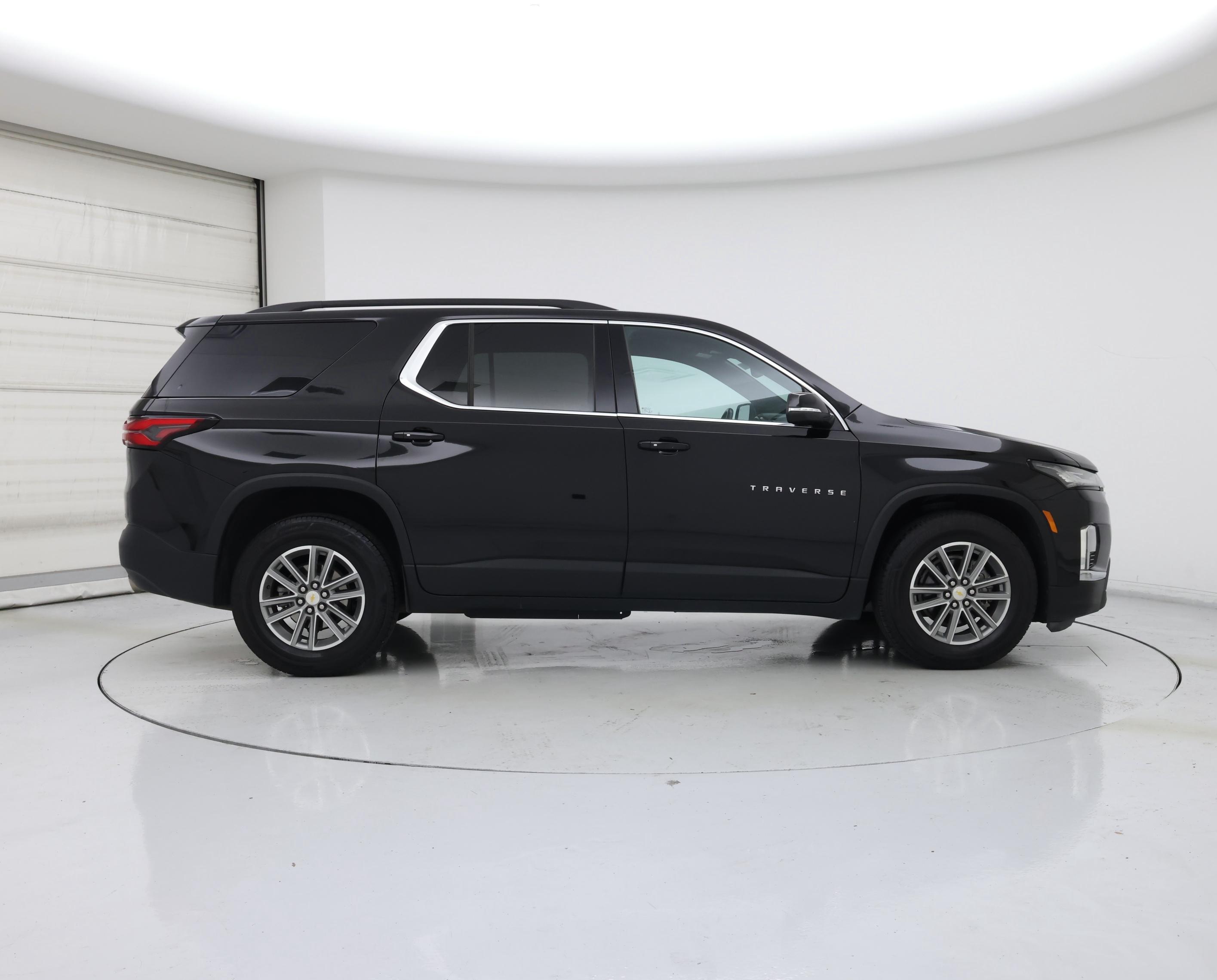 Thumbnail: 2022 Chevrolet Traverse - 7
