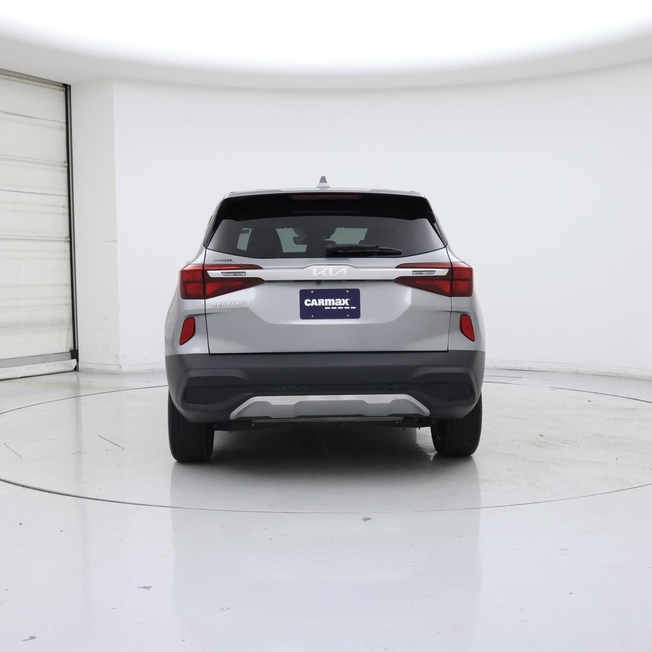 Thumbnail: 2023 Kia Seltos - 6