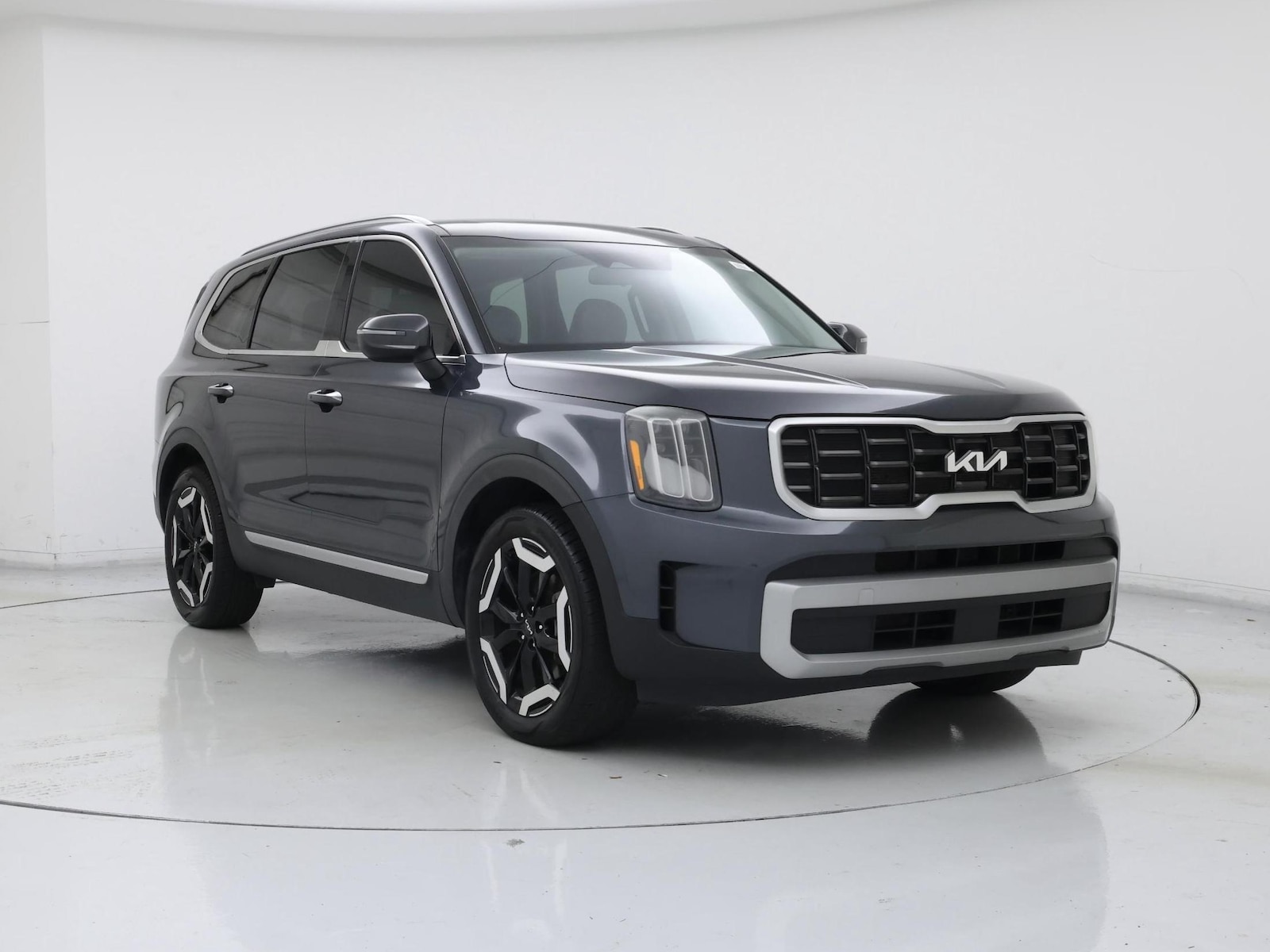 2023 Kia Telluride S - Photo 2