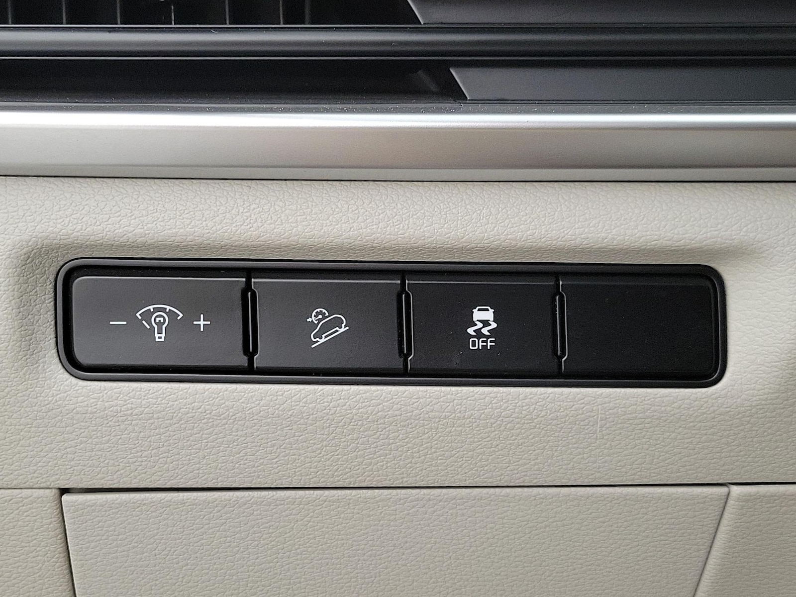 2023 Kia Telluride S - Photo 14