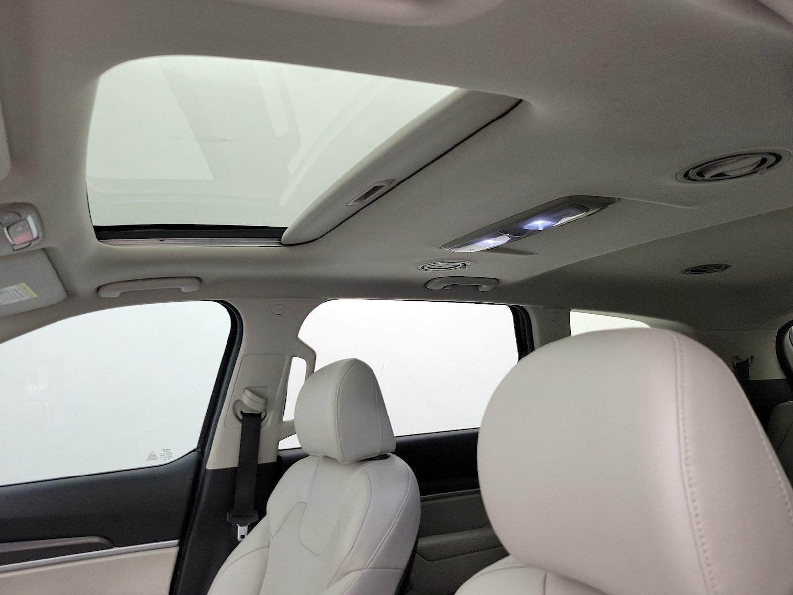 2023 Kia Telluride S - Photo 21