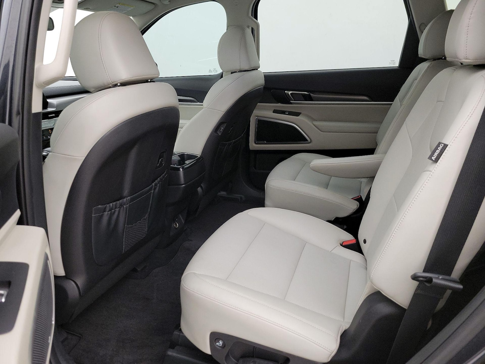 2023 Kia Telluride S - Photo 22