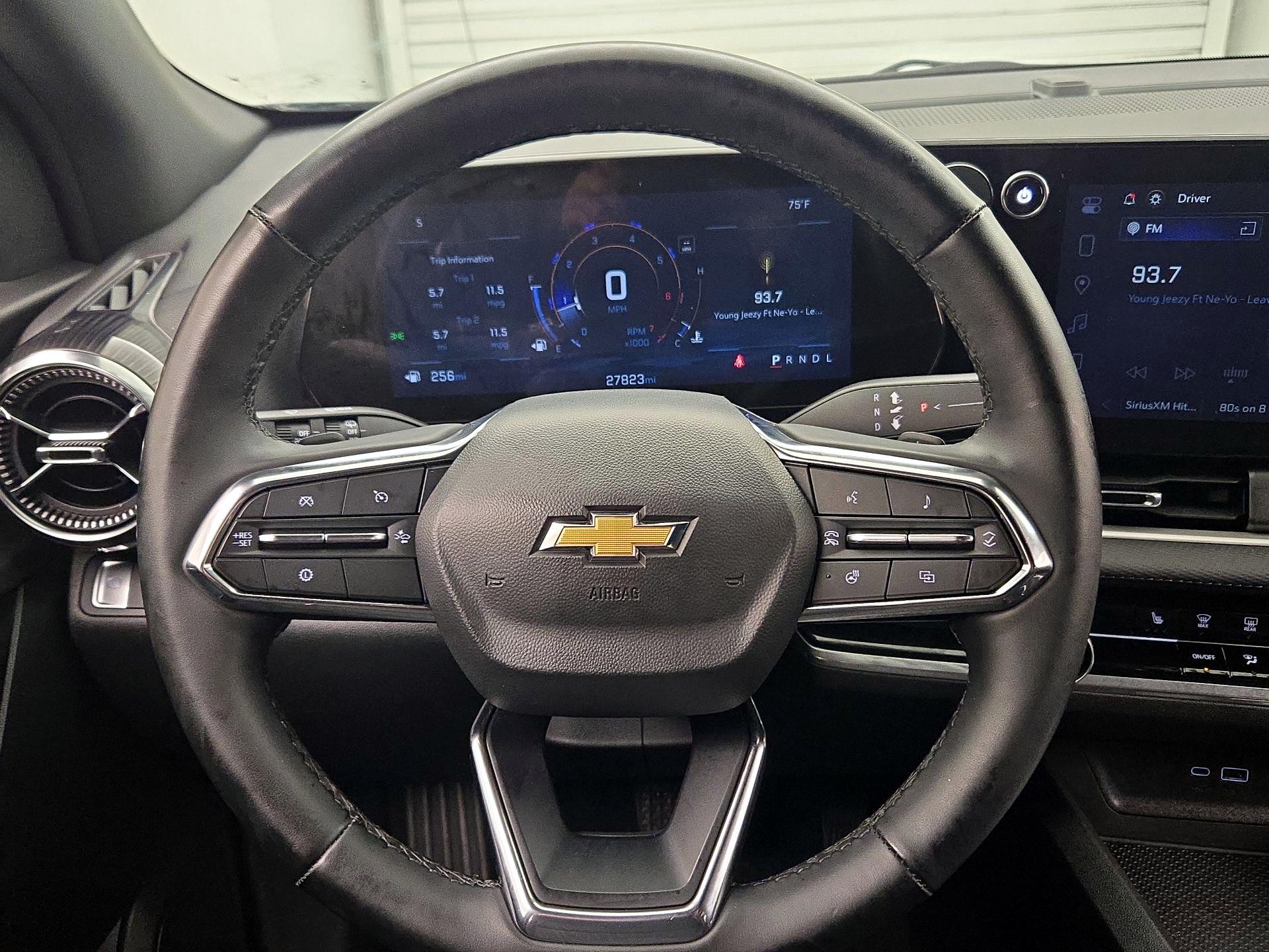 Thumbnail: 2025 Chevrolet Equinox - 10