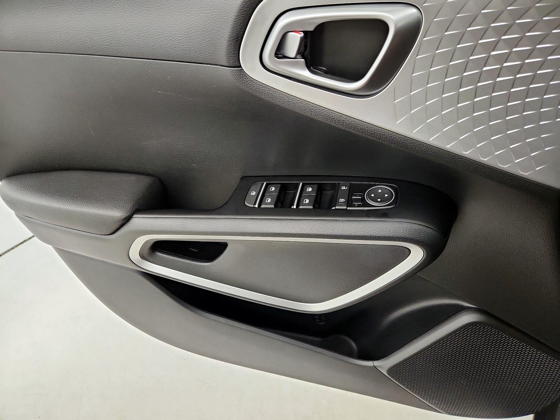 Thumbnail: 2025 Kia Soul - 12