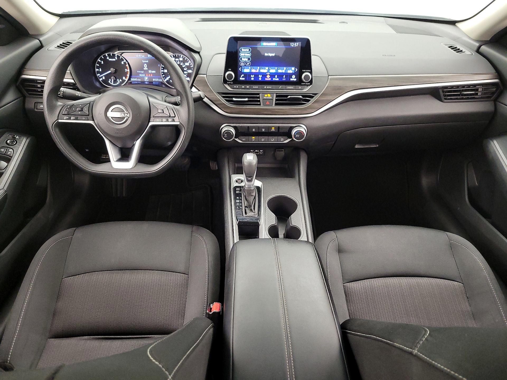 Thumbnail: 2025 Nissan Altima - 9