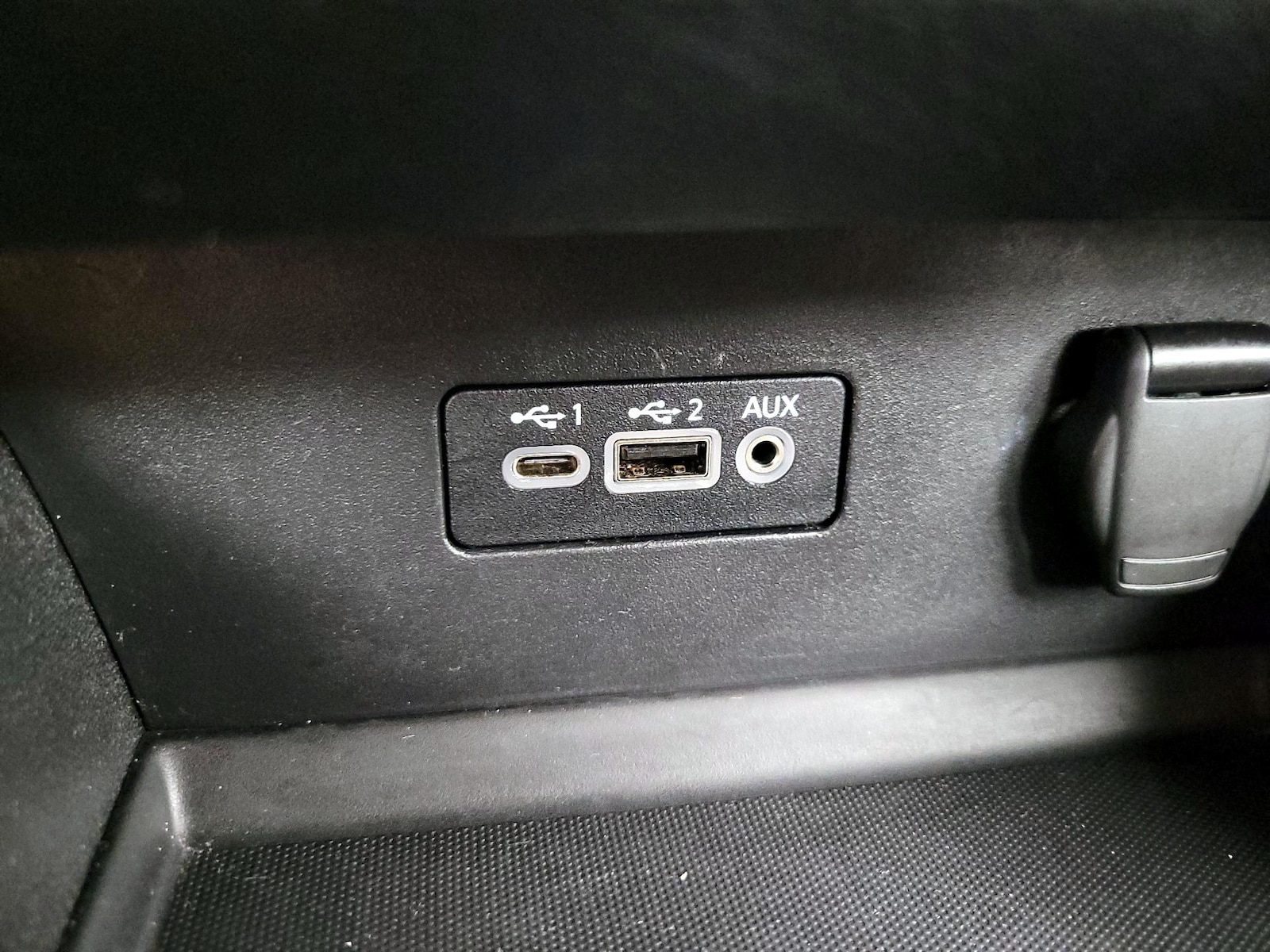 2025 Nissan Altima SV - Photo 19