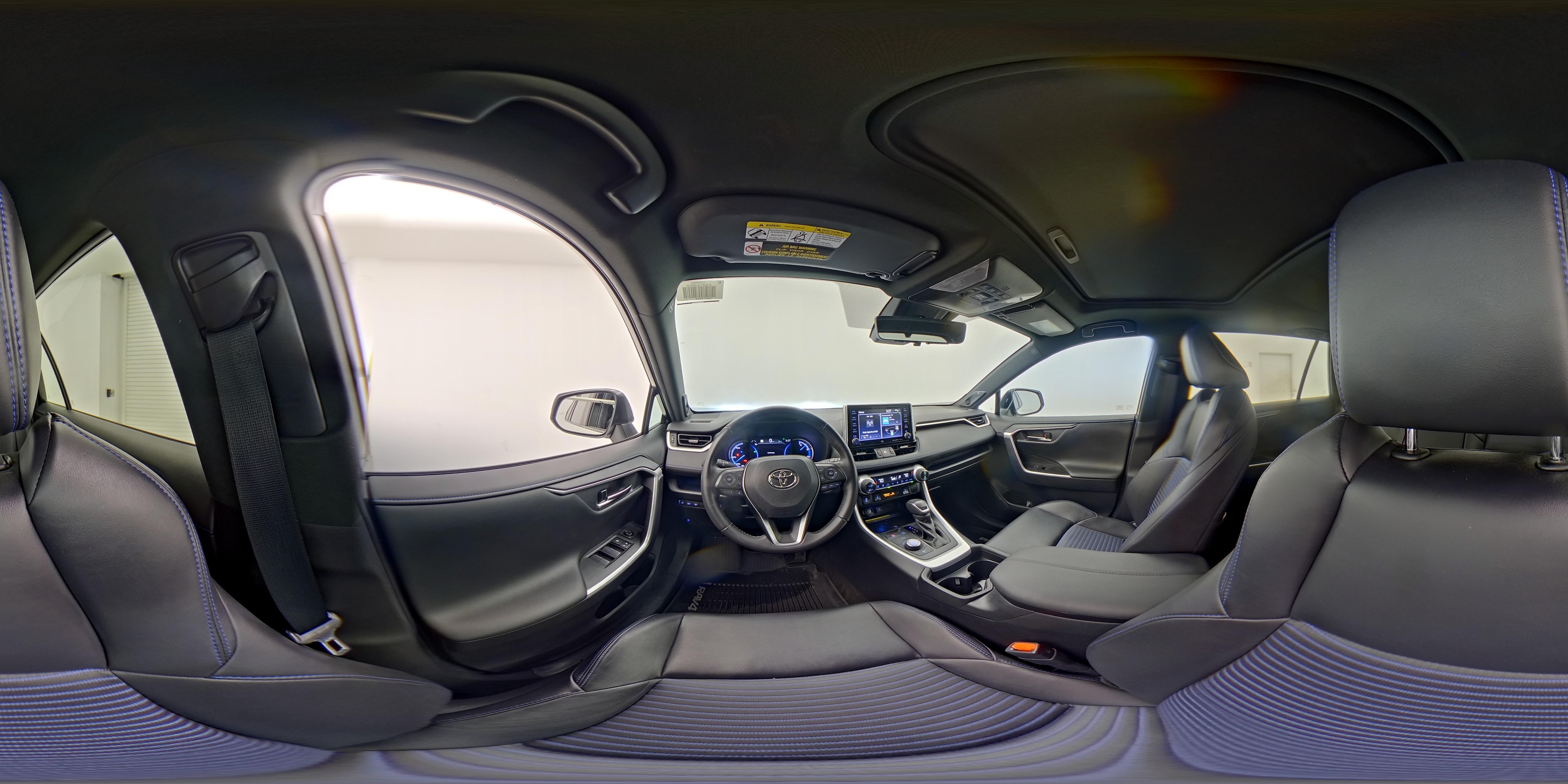 2020 Toyota RAV4 XSE - Photo 28