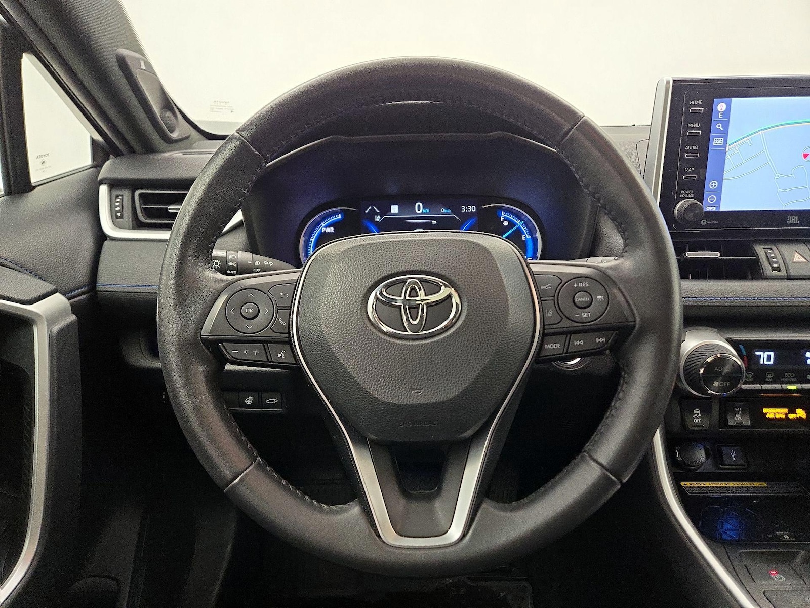 2020 Toyota RAV4 XSE - Photo 11