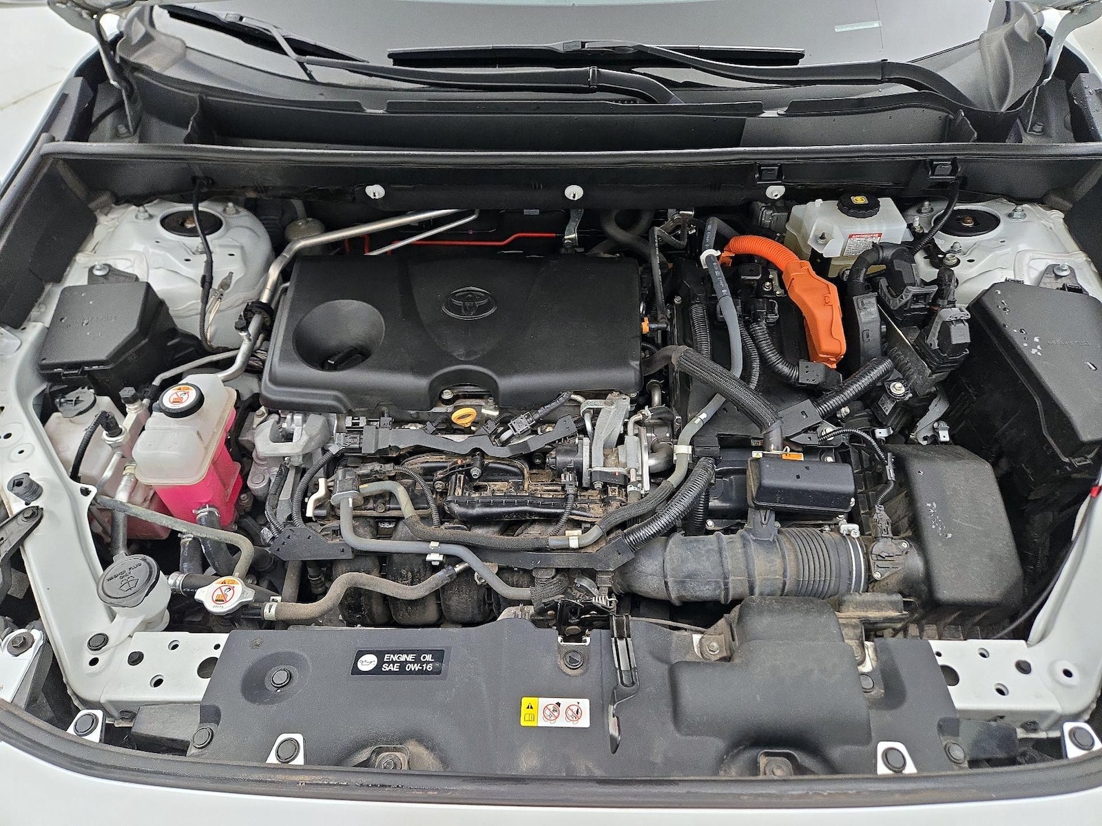 2020 Toyota RAV4 XSE - Photo 24
