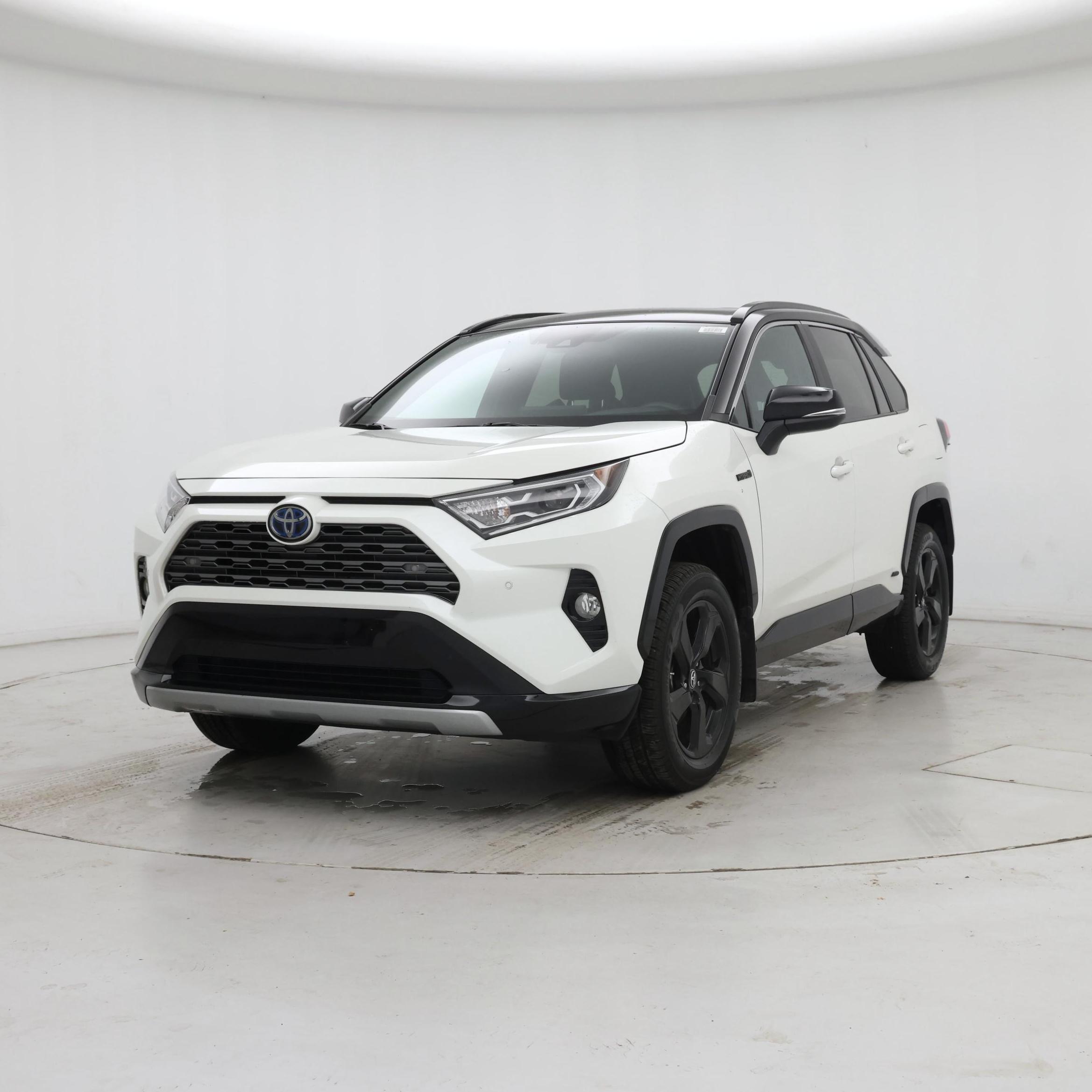 Thumbnail: 2020 Toyota RAV4 - 4