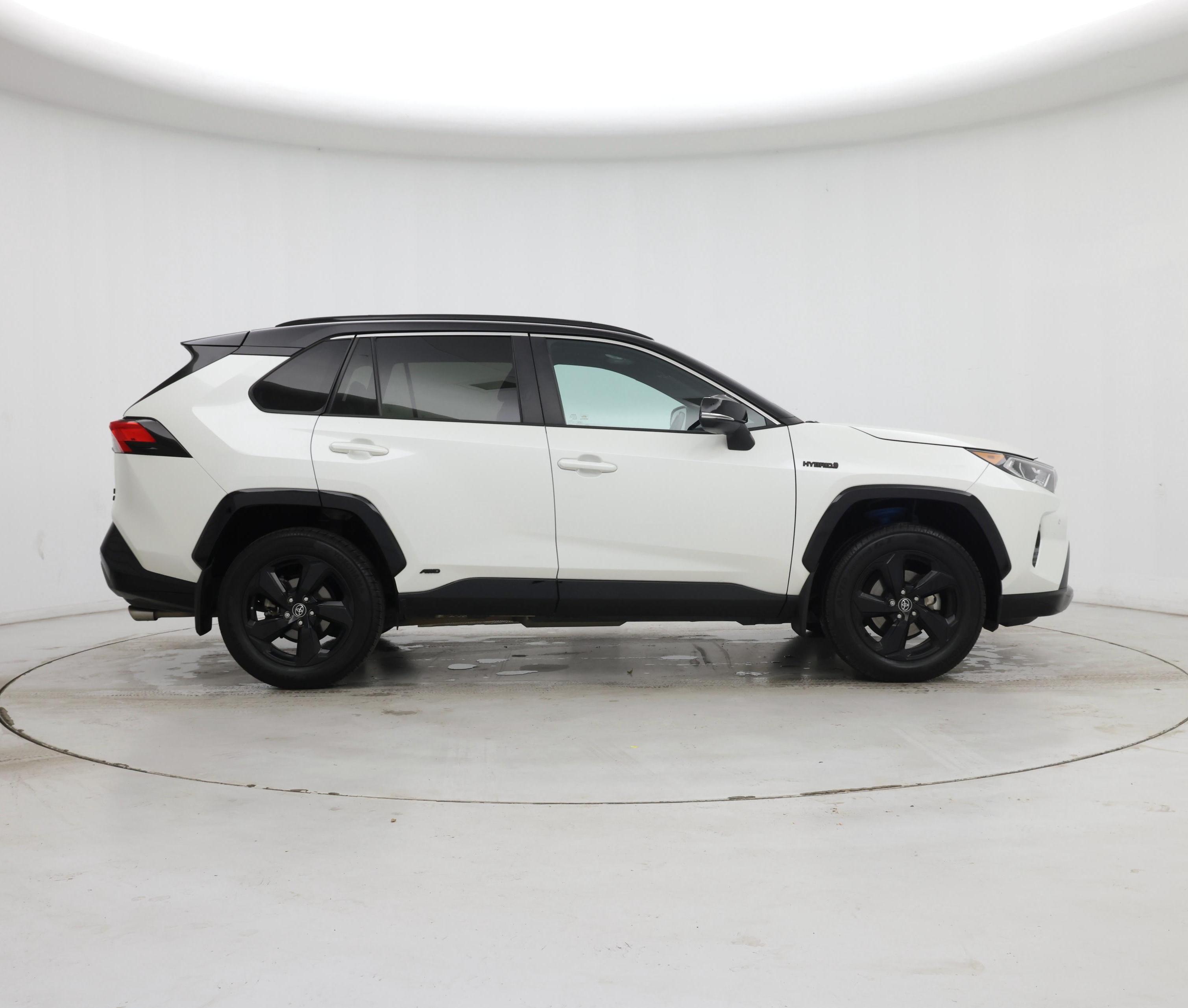 Thumbnail: 2020 Toyota RAV4 - 7