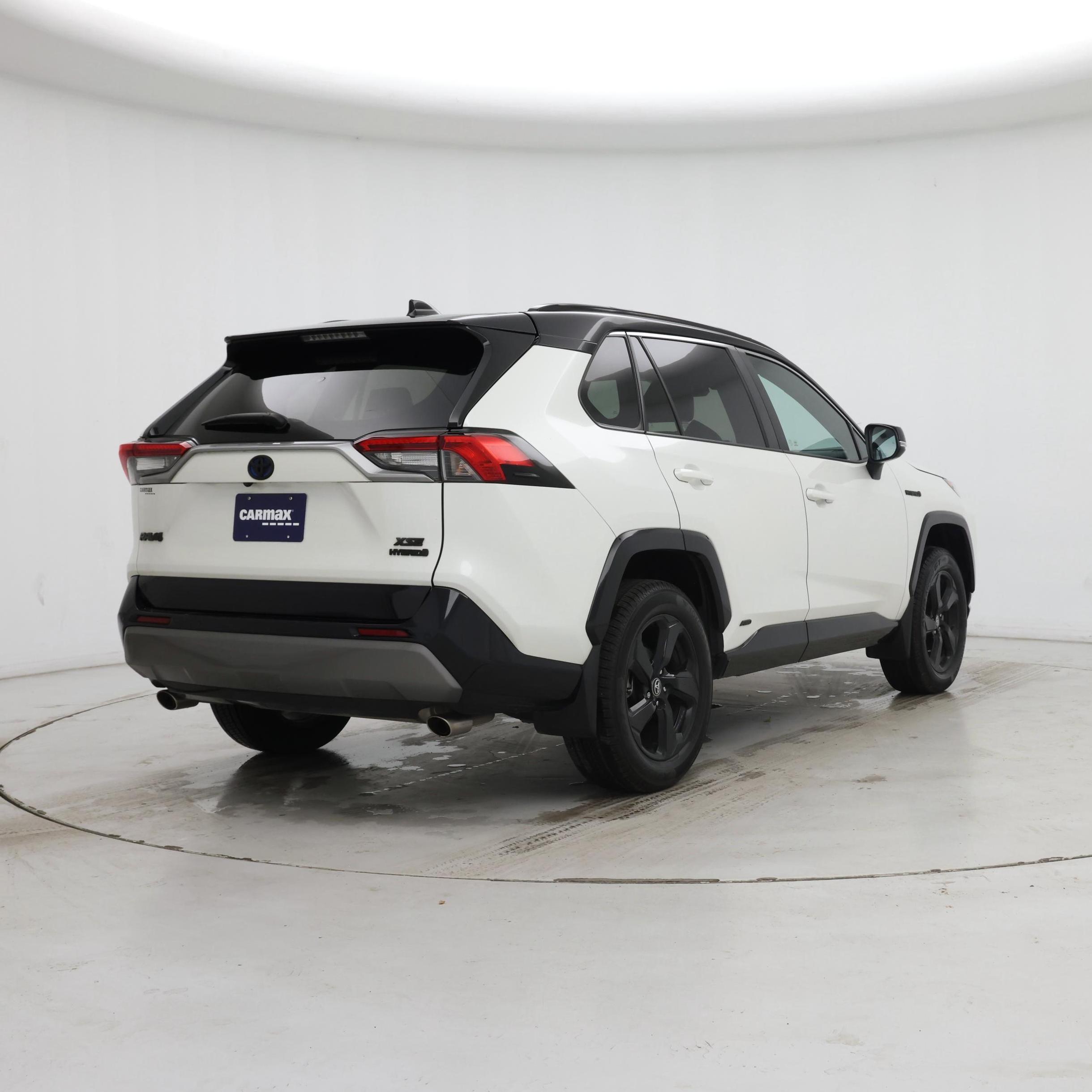 Thumbnail: 2020 Toyota RAV4 - 8