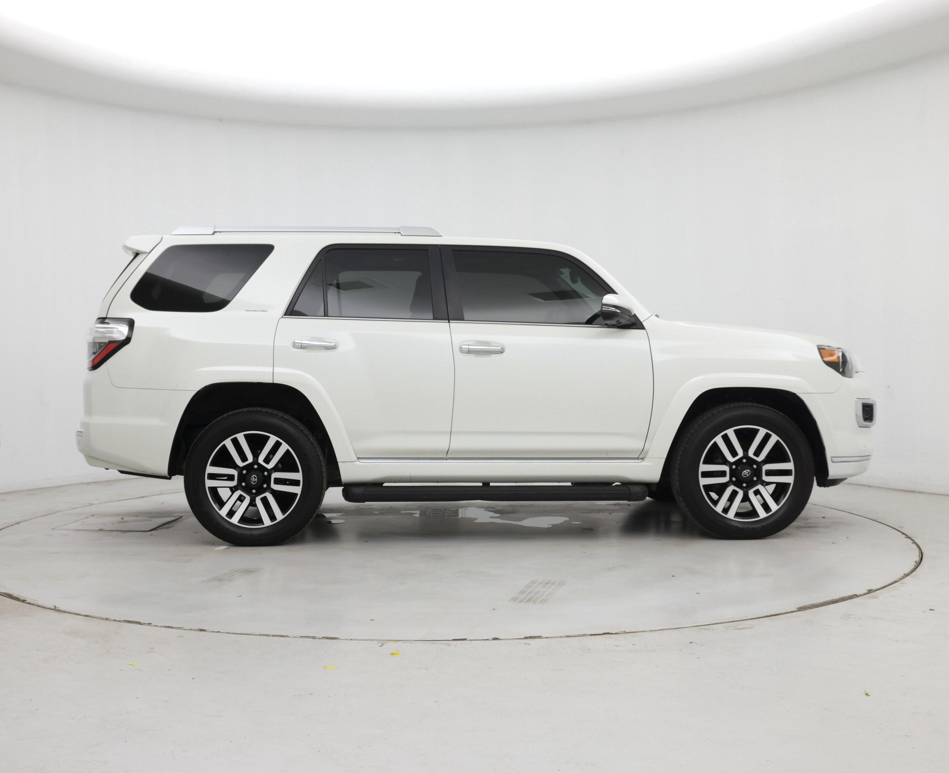 Thumbnail: 2023 Toyota 4Runner - 7