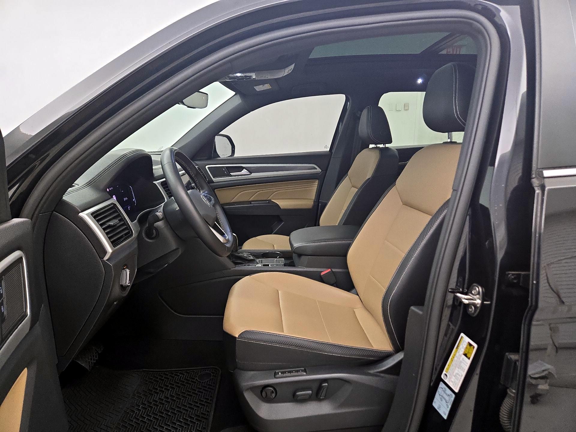 Thumbnail: 2021 Volkswagen Atlas - 11