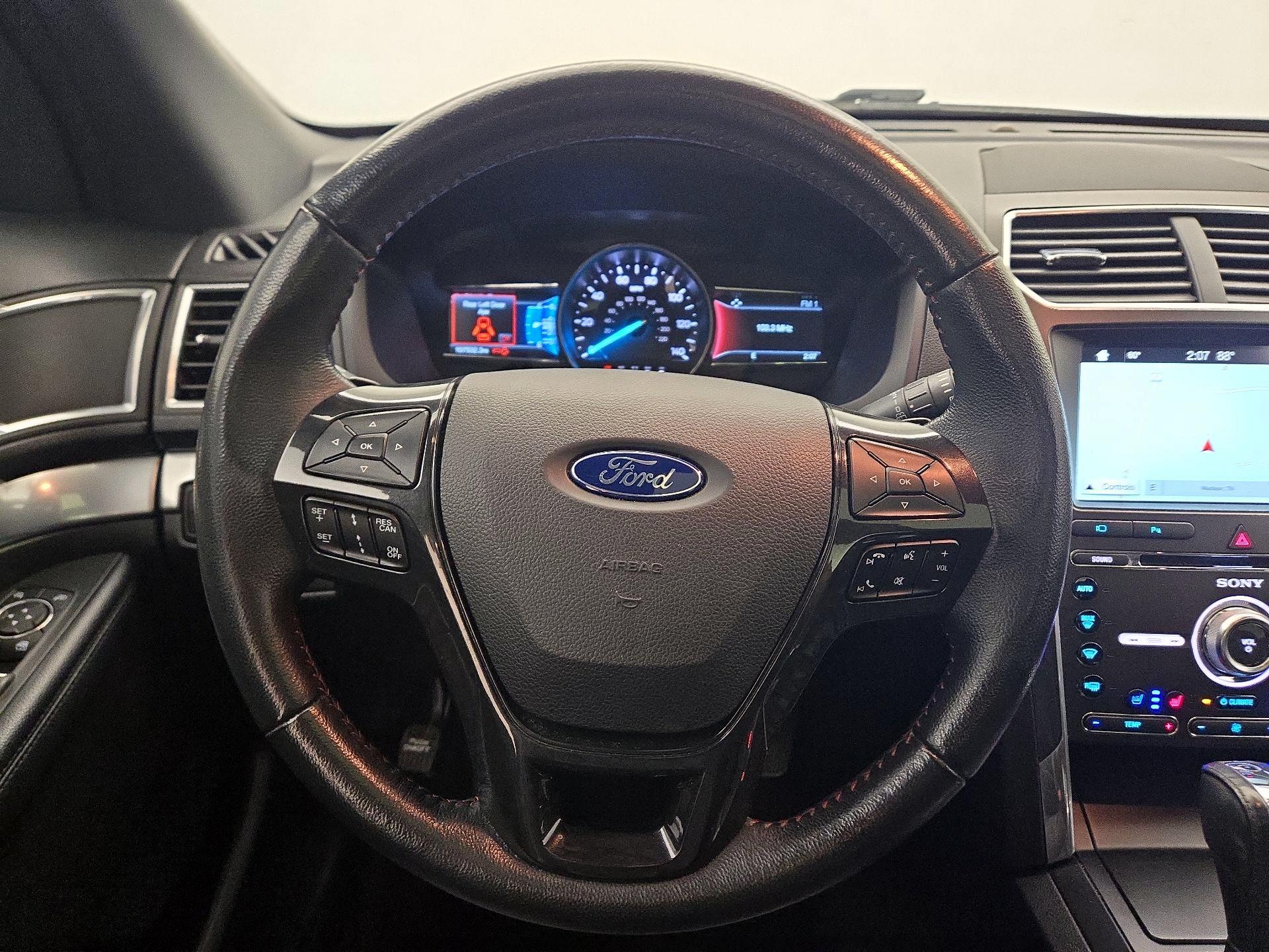Thumbnail: 2017 Ford Explorer - 10