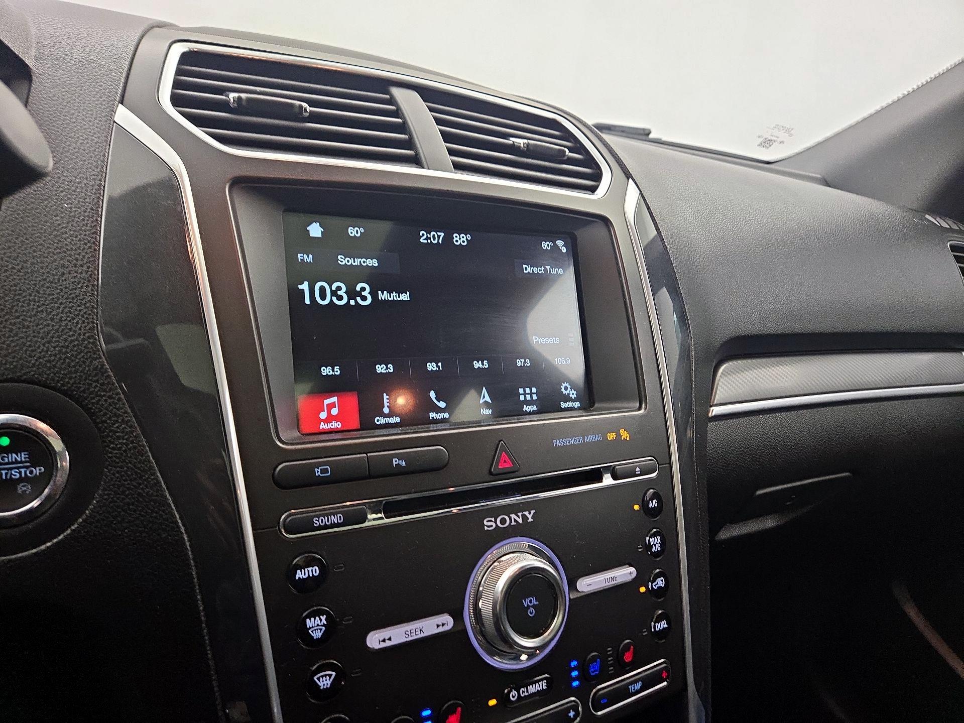 Thumbnail: 2017 Ford Explorer - 16