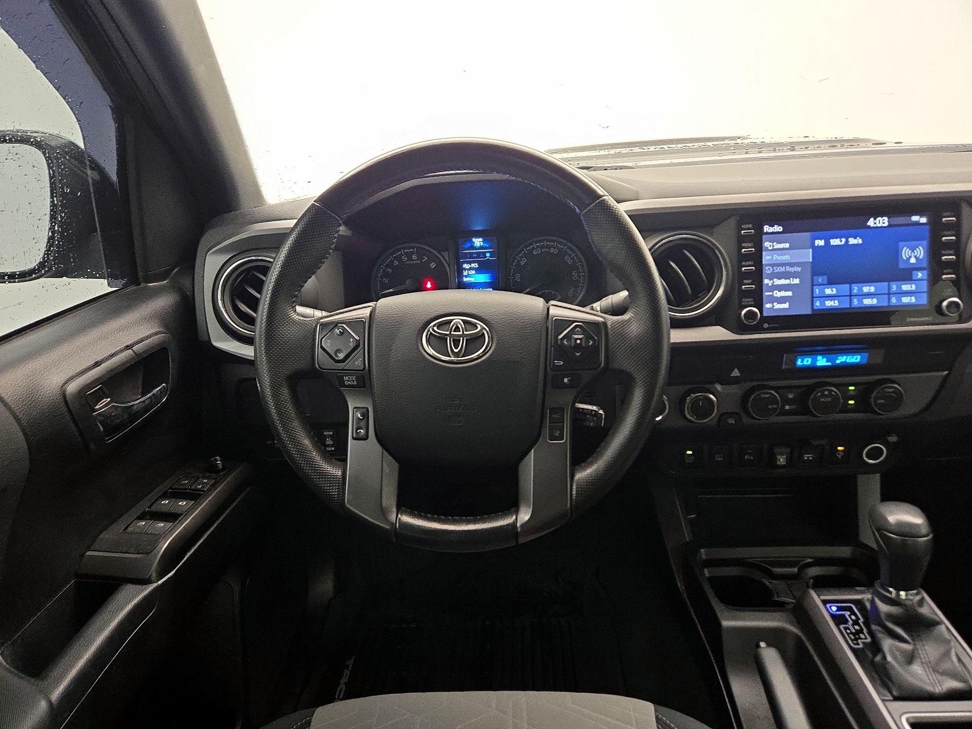 Thumbnail: 2021 Toyota Tacoma - 10