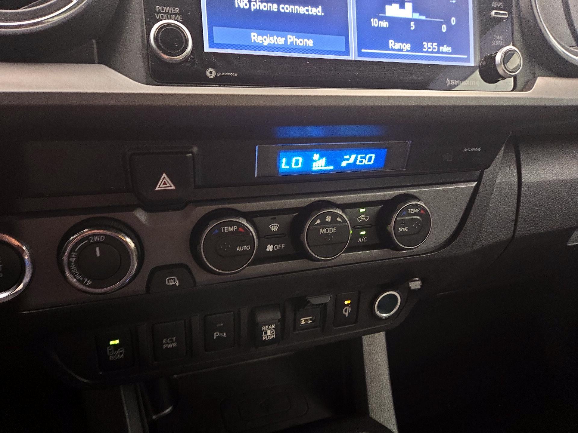 Thumbnail: 2021 Toyota Tacoma - 16