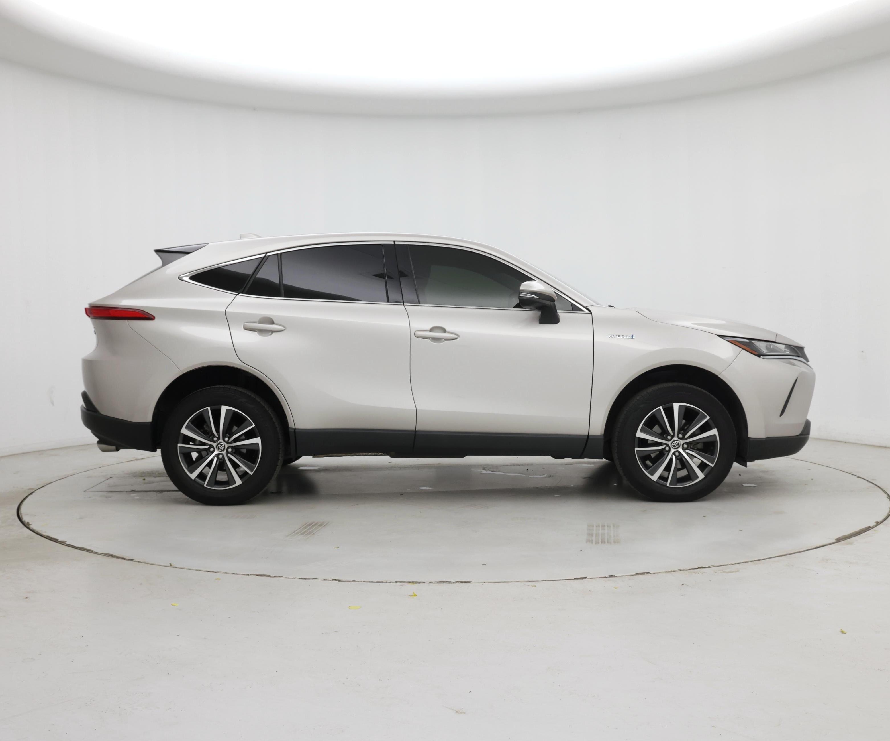 Thumbnail: 2021 Toyota Venza - 7