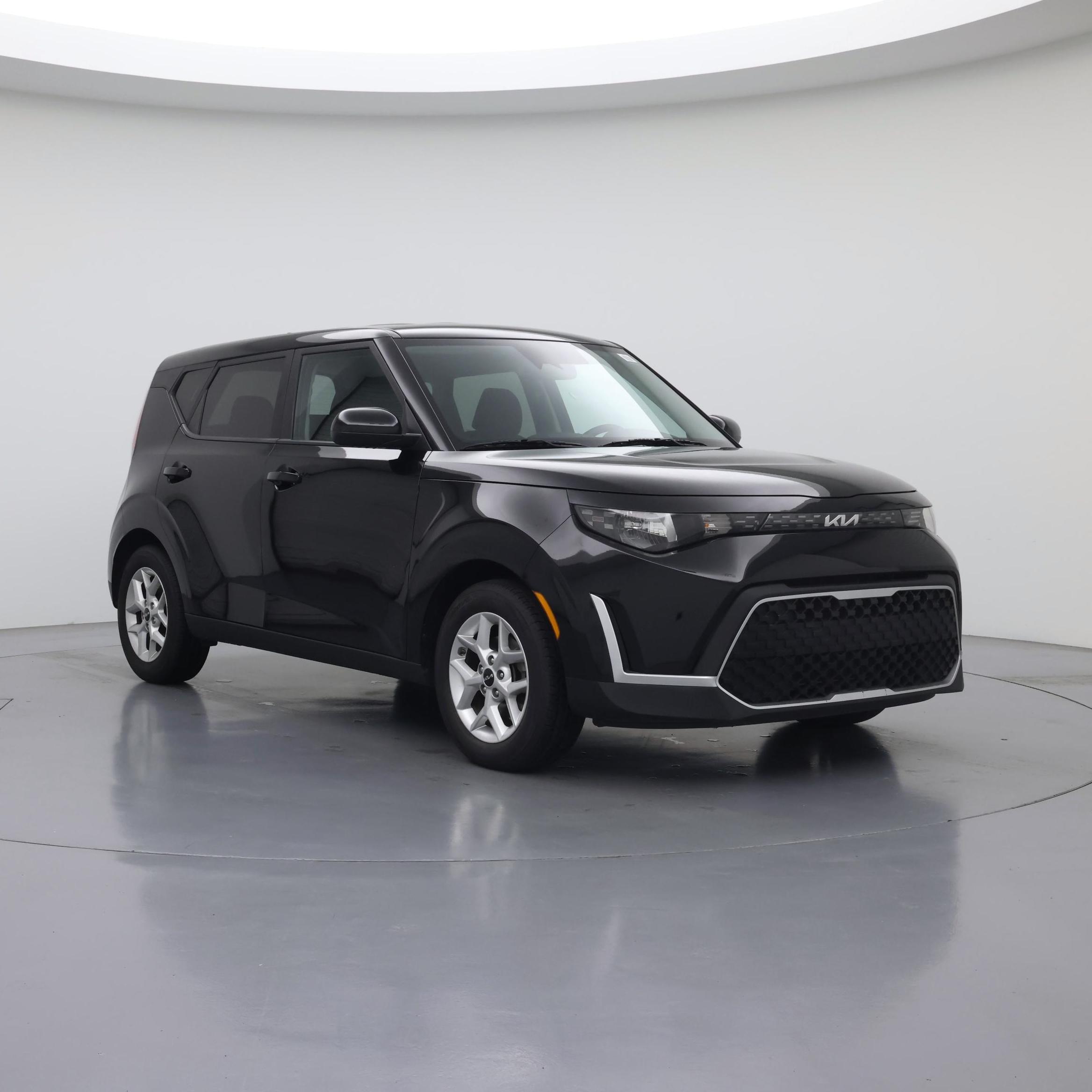  2023 Kia Soul LX FWD   