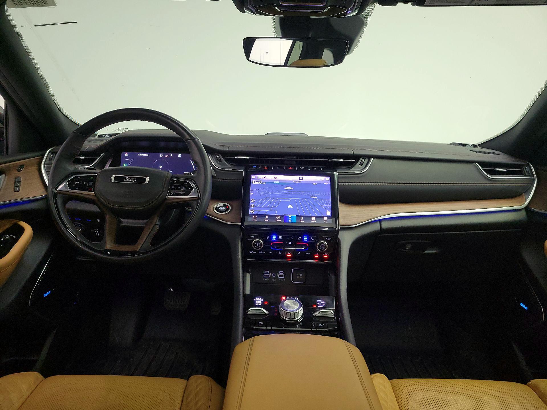 Thumbnail: 2022 Jeep Grand Cherokee - 9