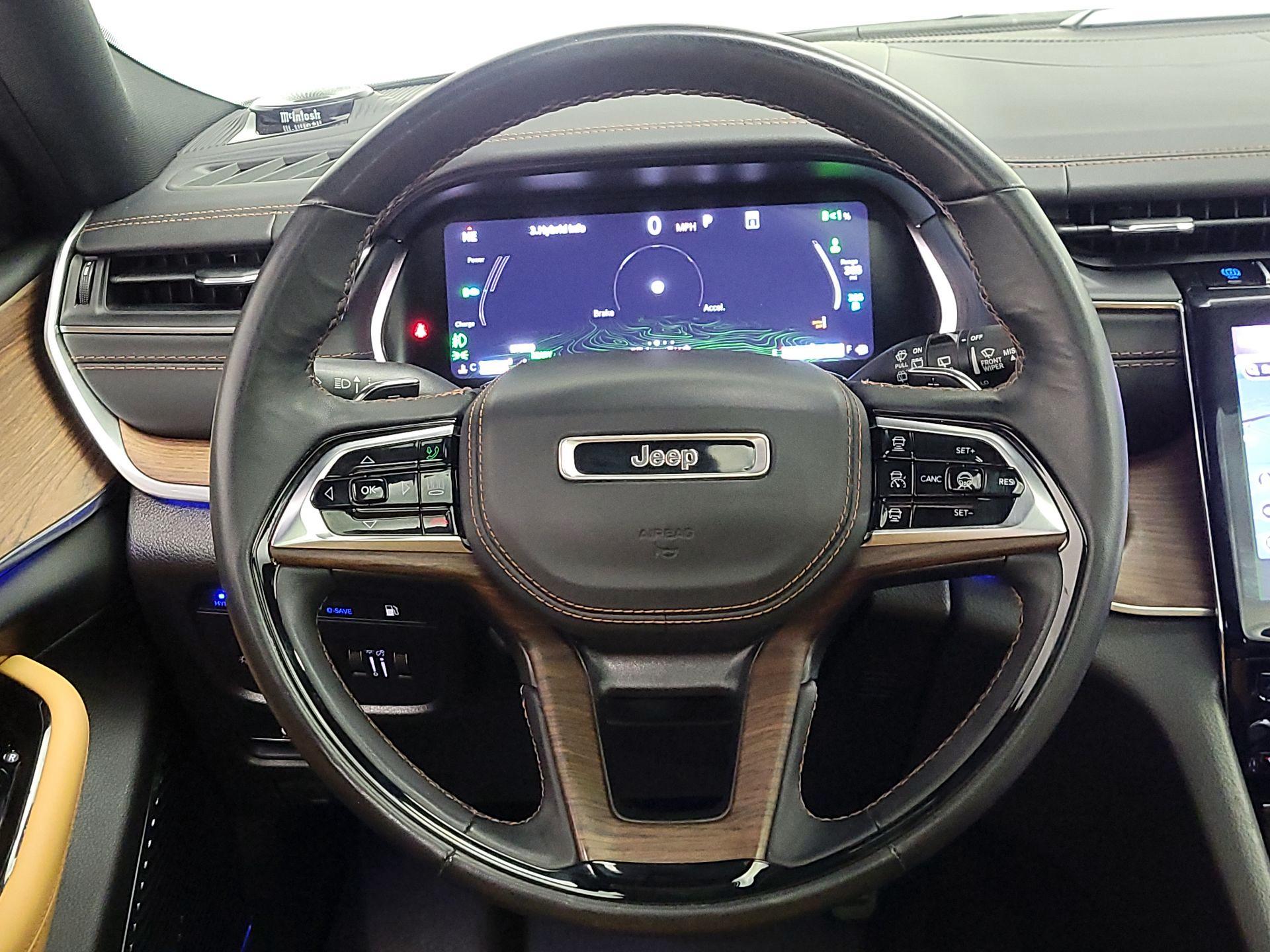 Thumbnail: 2022 Jeep Grand Cherokee - 10
