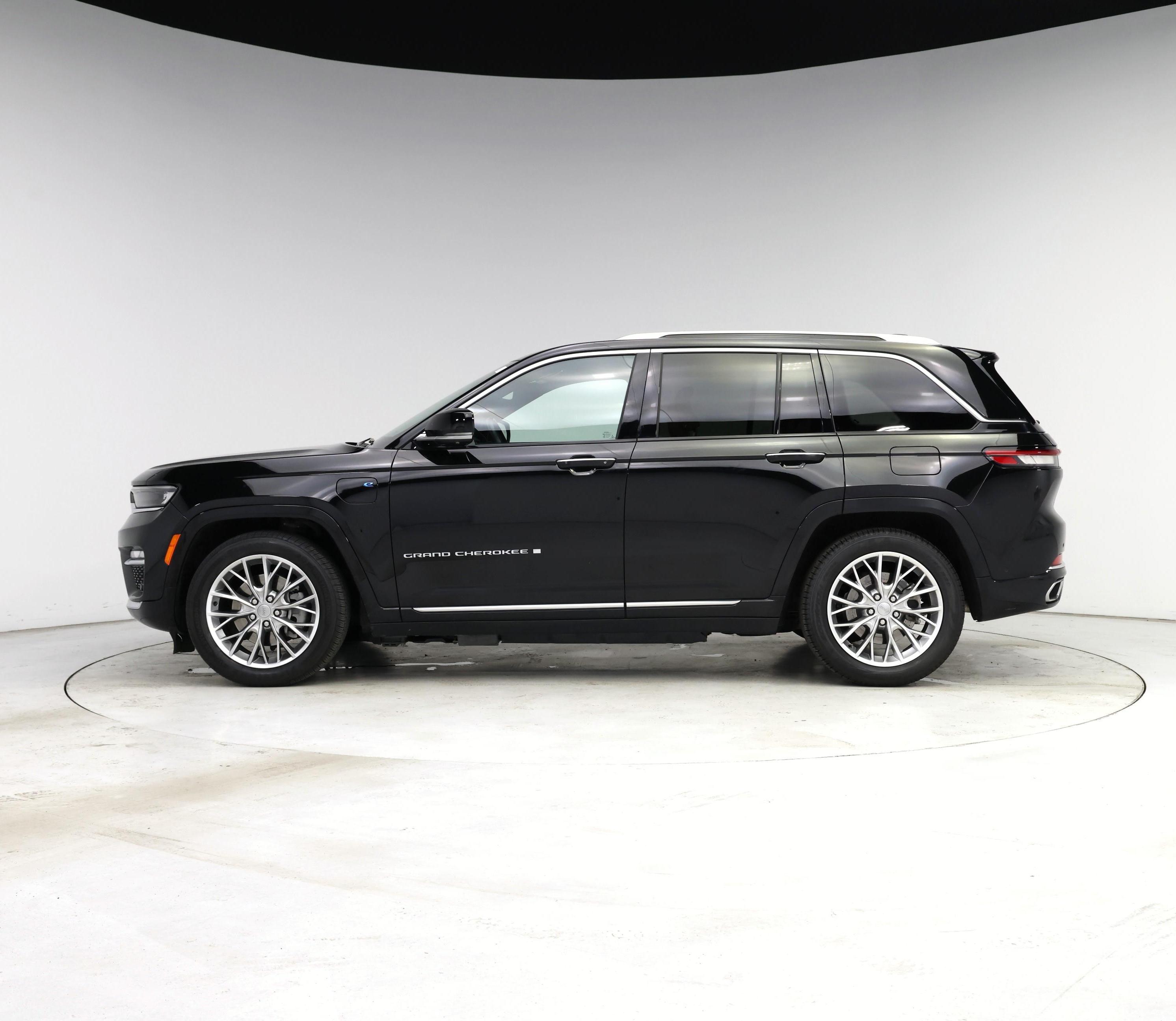 Thumbnail: 2022 Jeep Grand Cherokee - 3