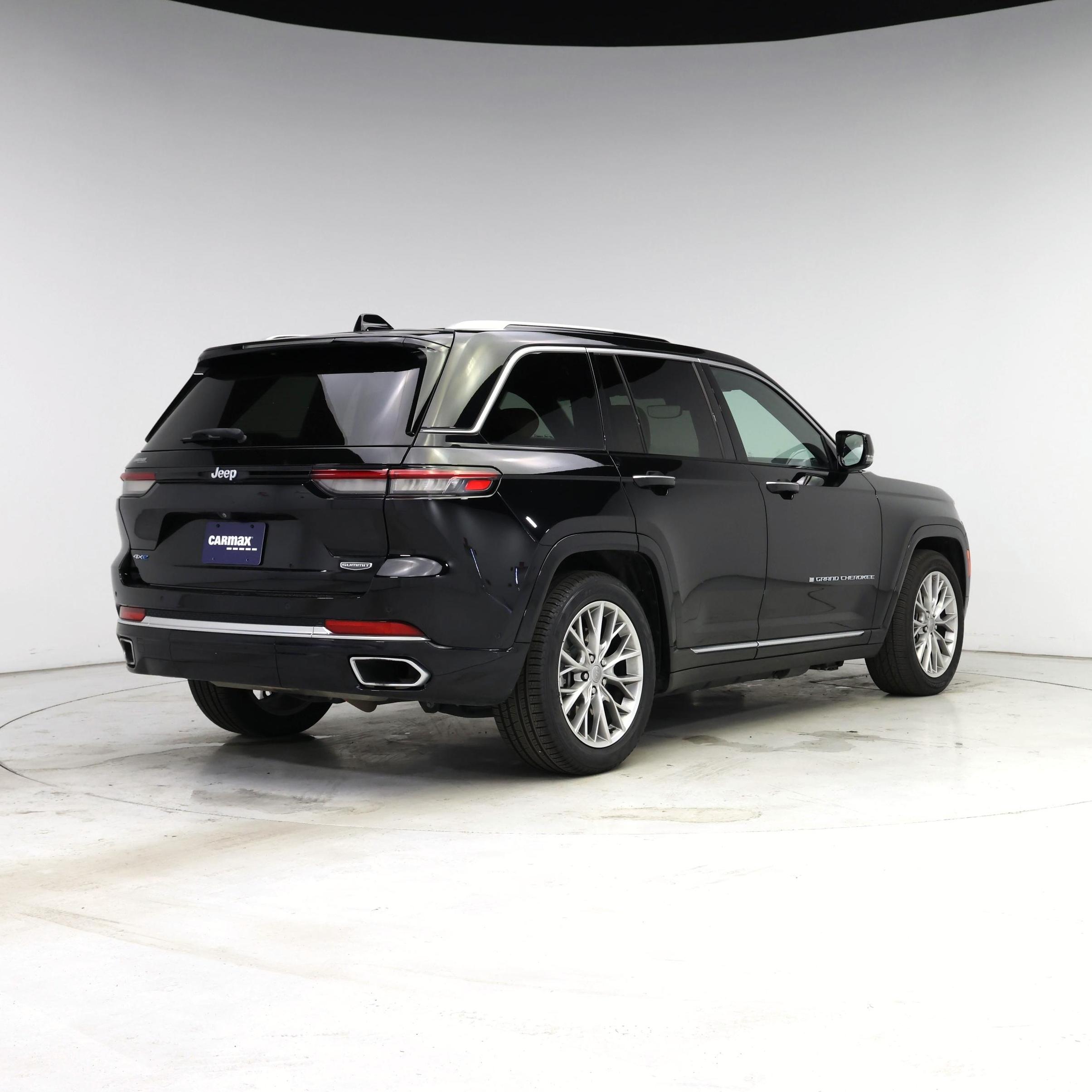 Thumbnail: 2022 Jeep Grand Cherokee - 8
