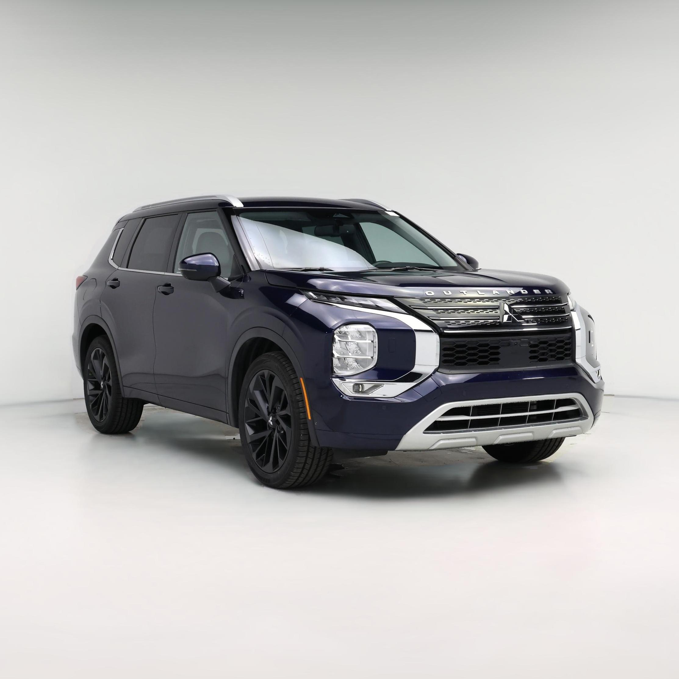 Thumbnail: 2022 Mitsubishi Outlander - 1