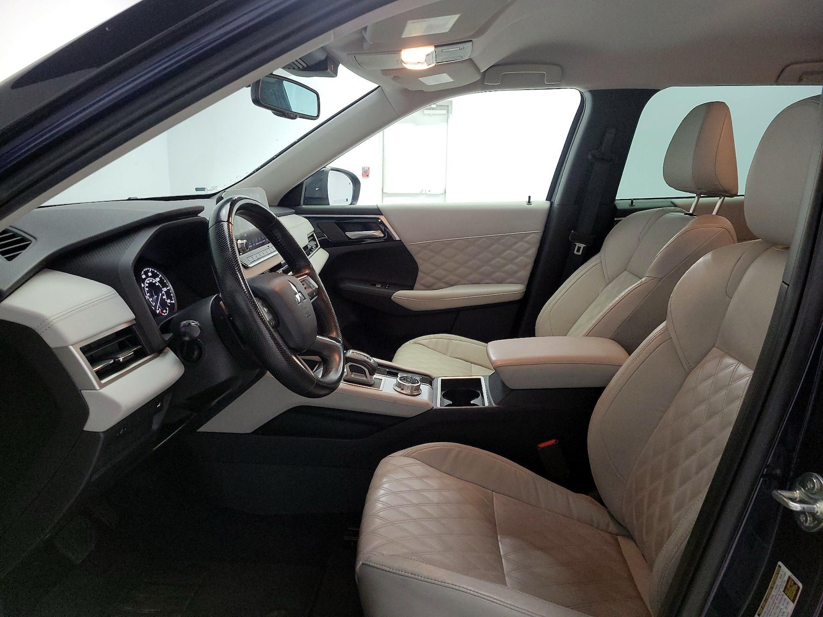2022 Mitsubishi Outlander SEL Special Edition - Photo 12