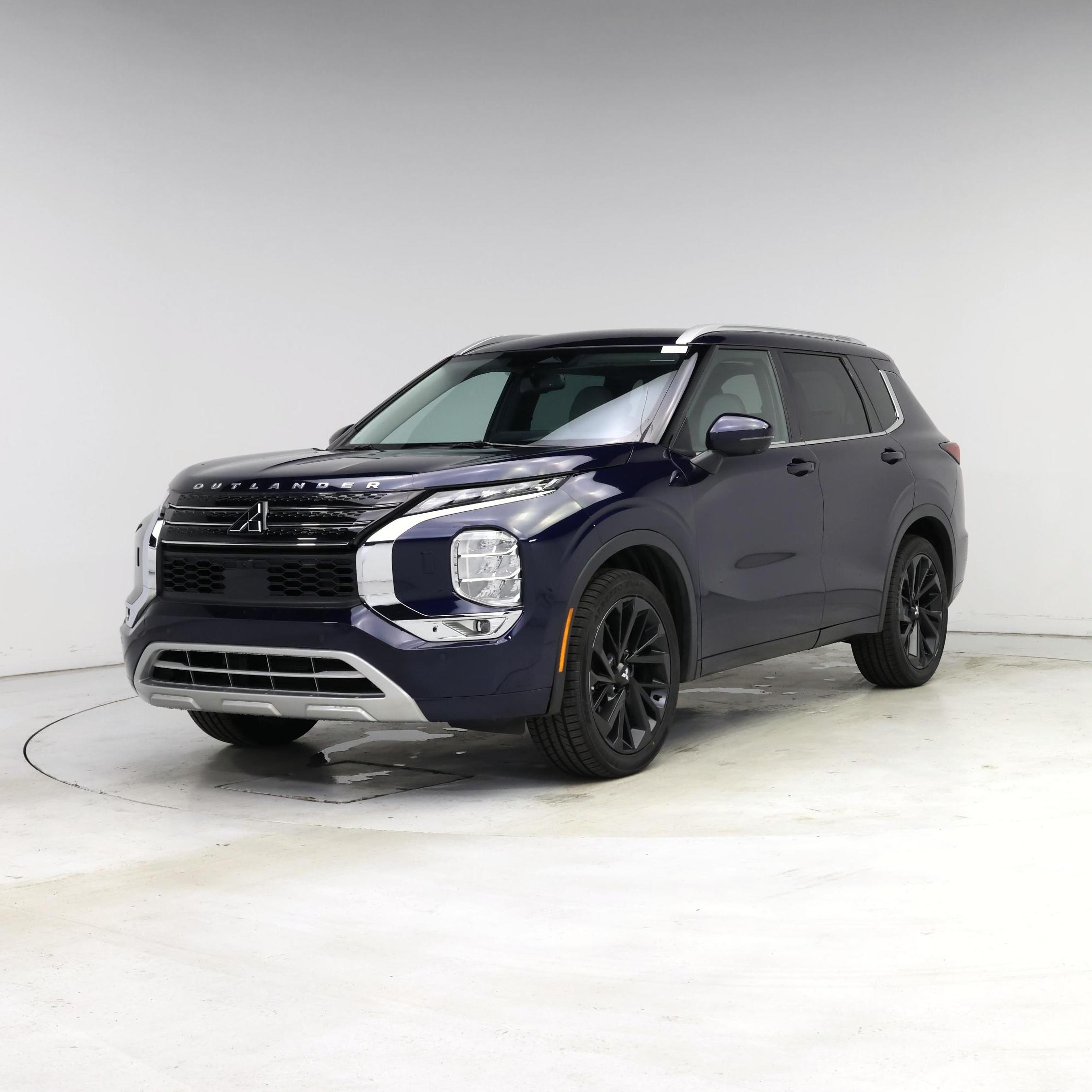 Thumbnail: 2022 Mitsubishi Outlander - 4