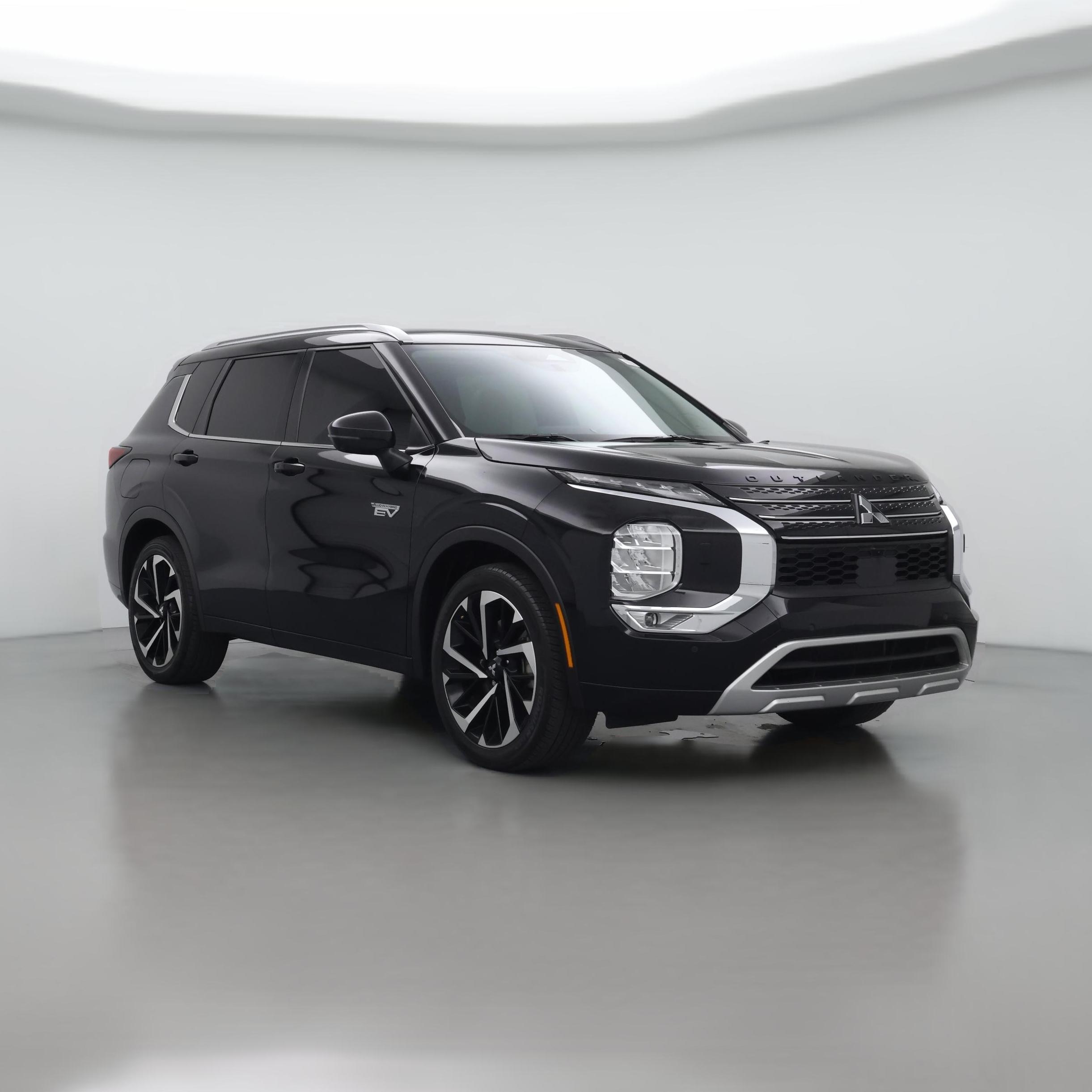 Thumbnail: 2023 Mitsubishi Outlander - 1