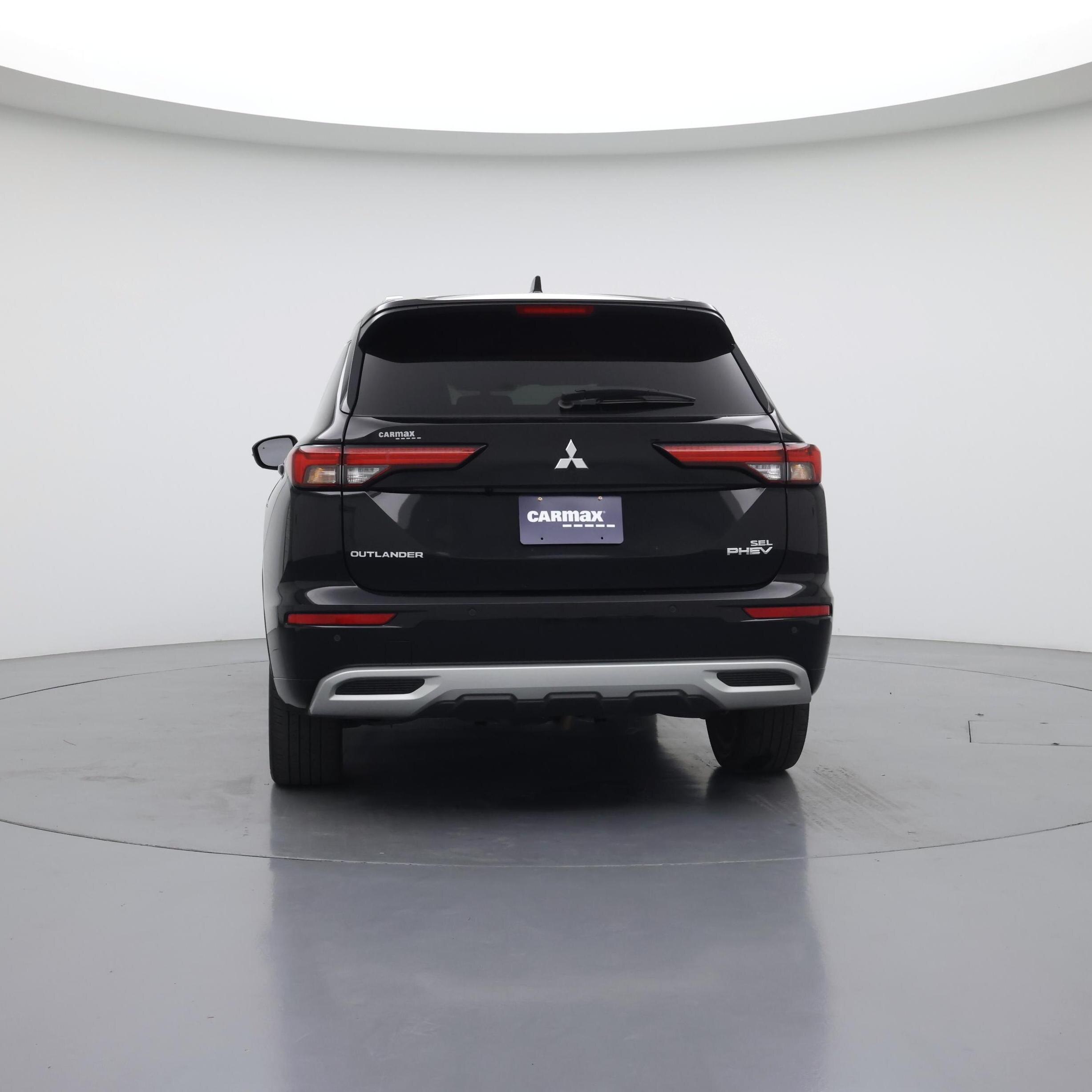 Thumbnail: 2023 Mitsubishi Outlander - 6