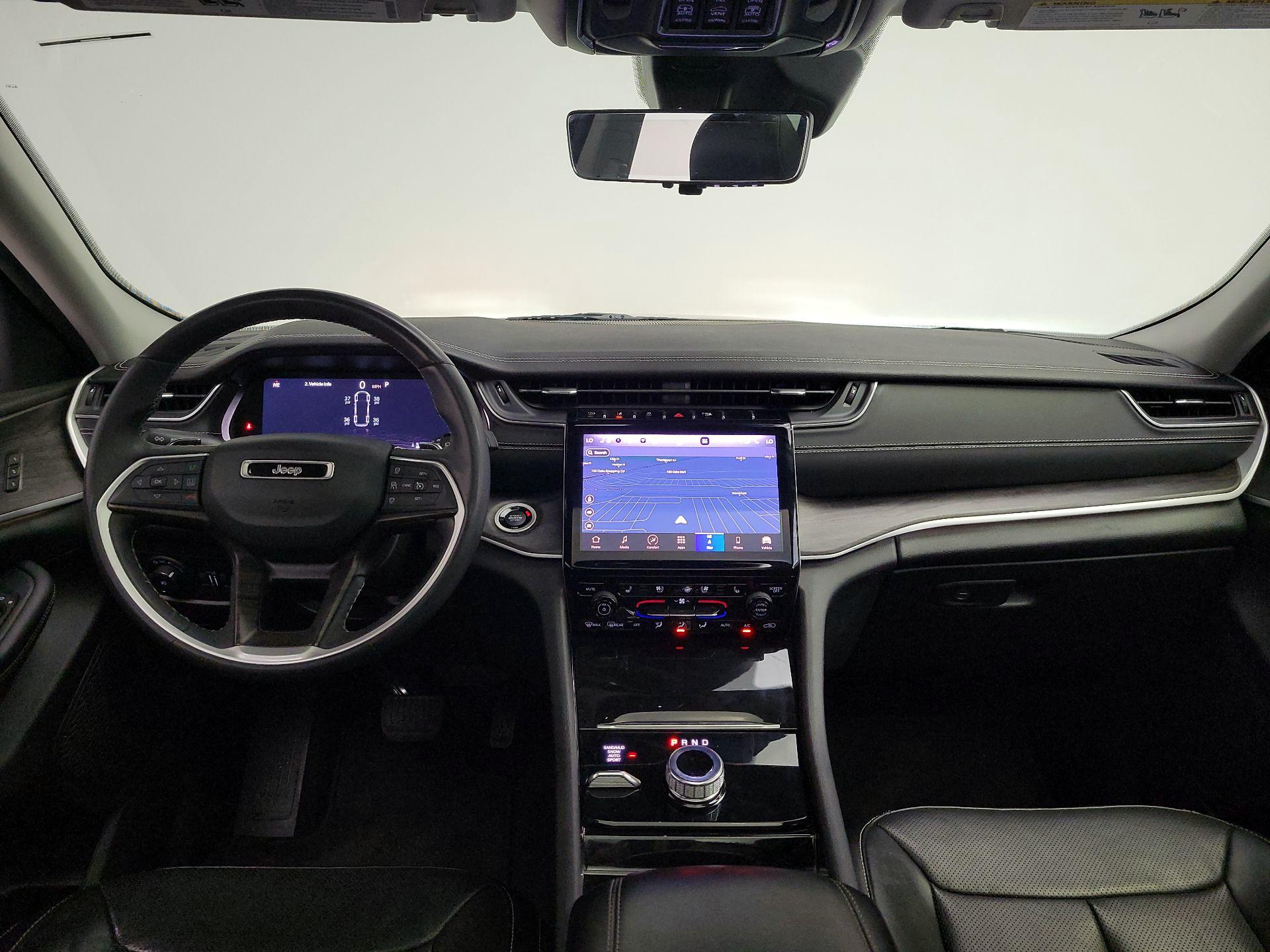 Thumbnail: 2023 Jeep Grand Cherokee L - 9