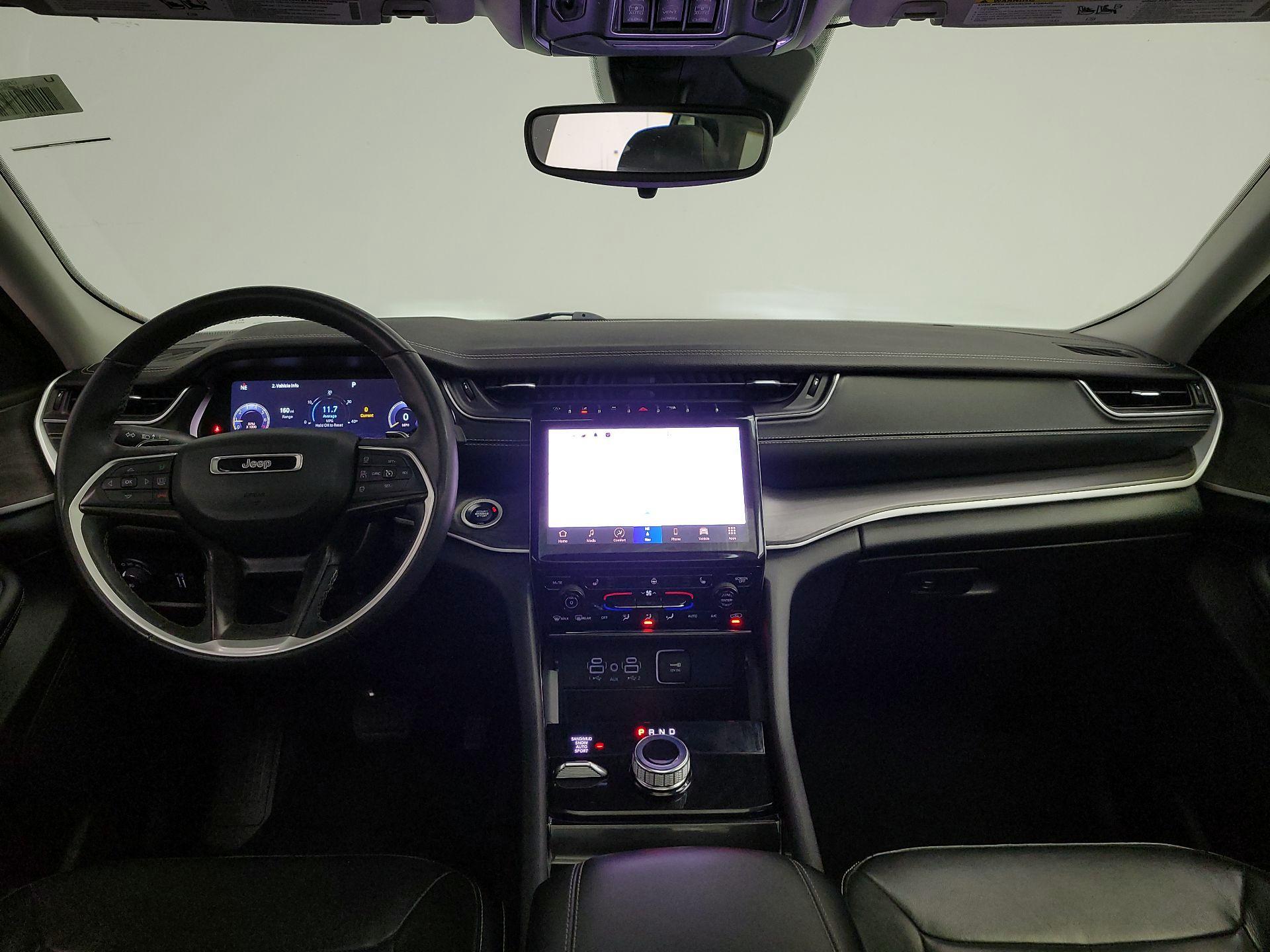 Thumbnail: 2023 Jeep Grand Cherokee L - 9