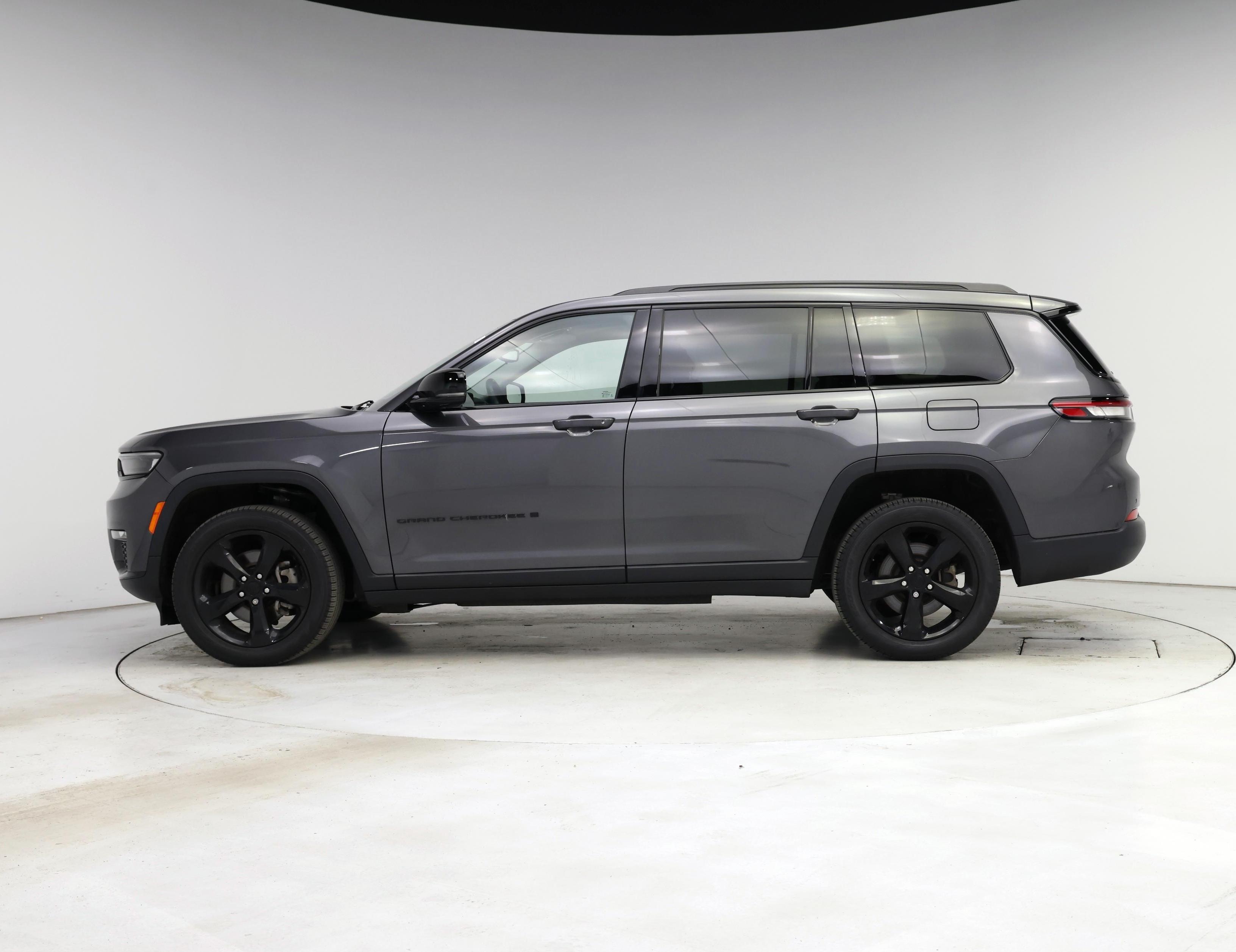 Thumbnail: 2023 Jeep Grand Cherokee L - 3