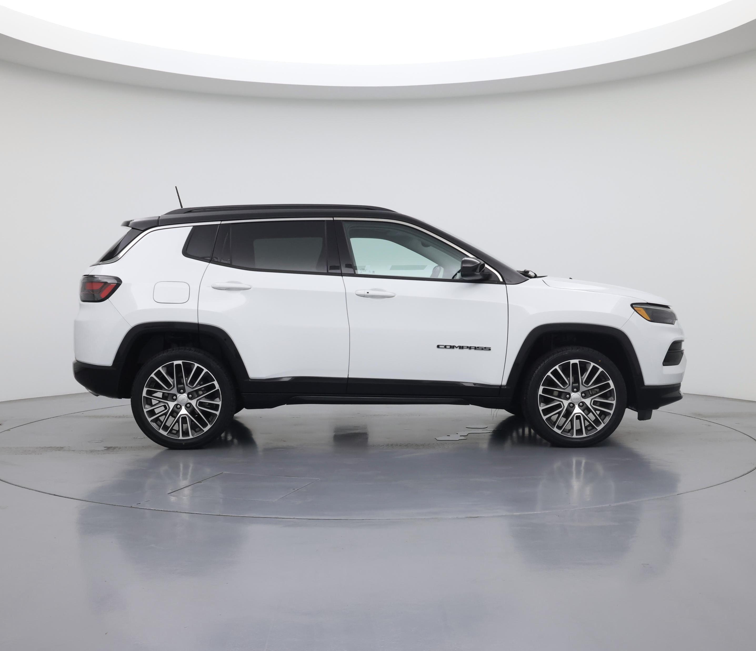 Thumbnail: 2022 Jeep Compass - 7
