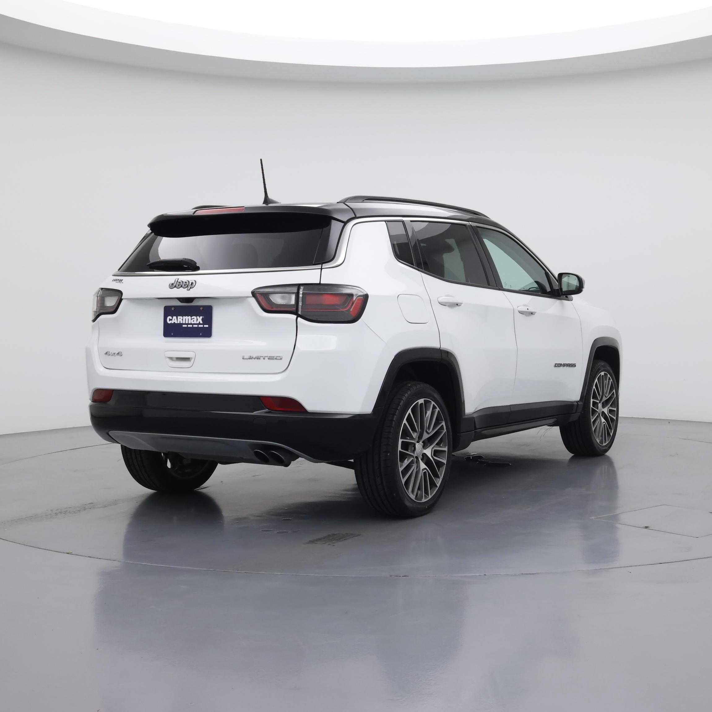 Thumbnail: 2022 Jeep Compass - 8