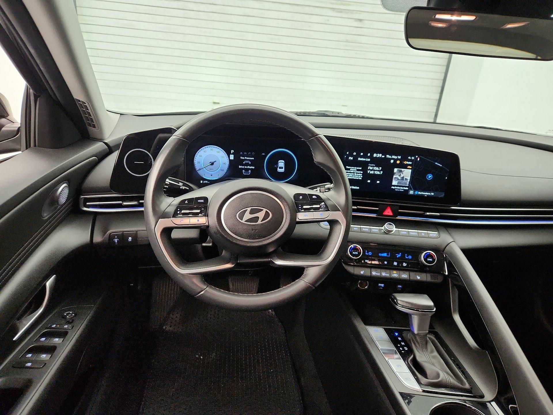 Thumbnail: 2024 Hyundai Elantra - 10