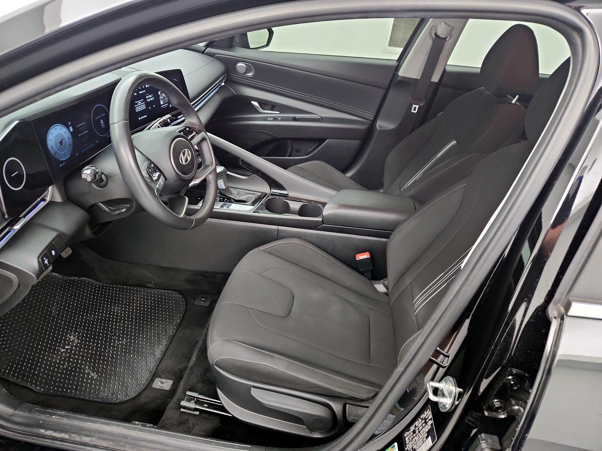 Thumbnail: 2024 Hyundai Elantra - 11