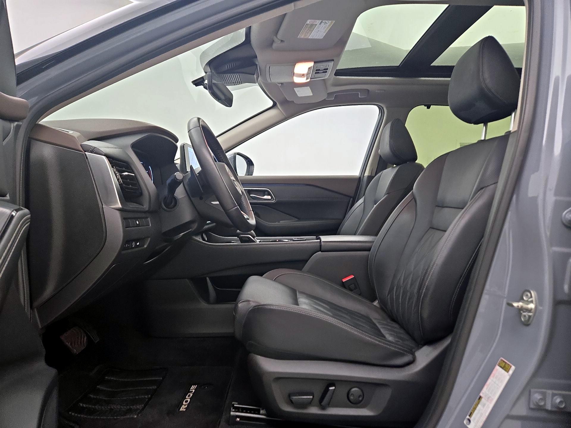 Thumbnail: 2023 Nissan Rogue - 11