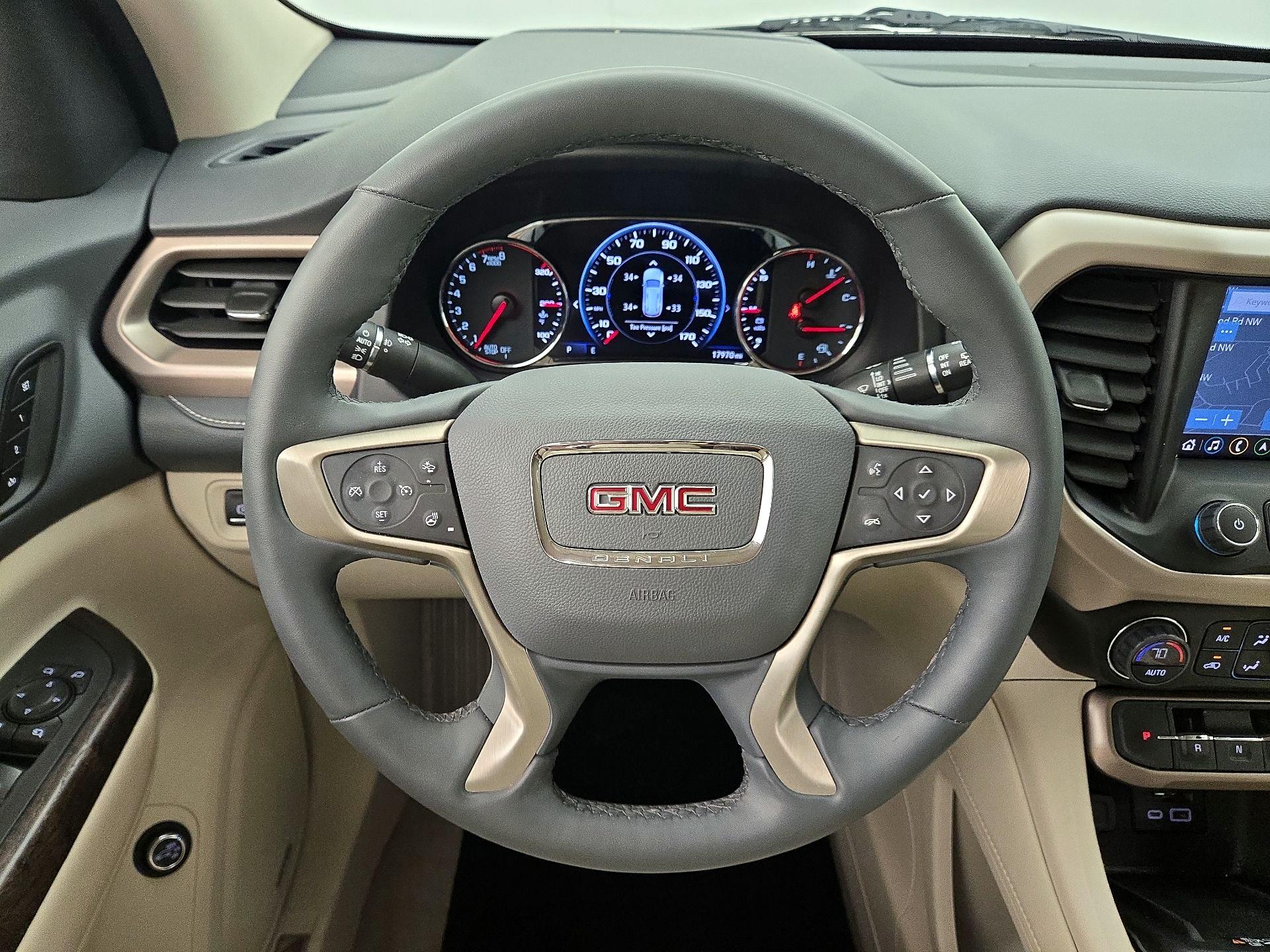 Thumbnail: 2023 GMC Acadia - 10