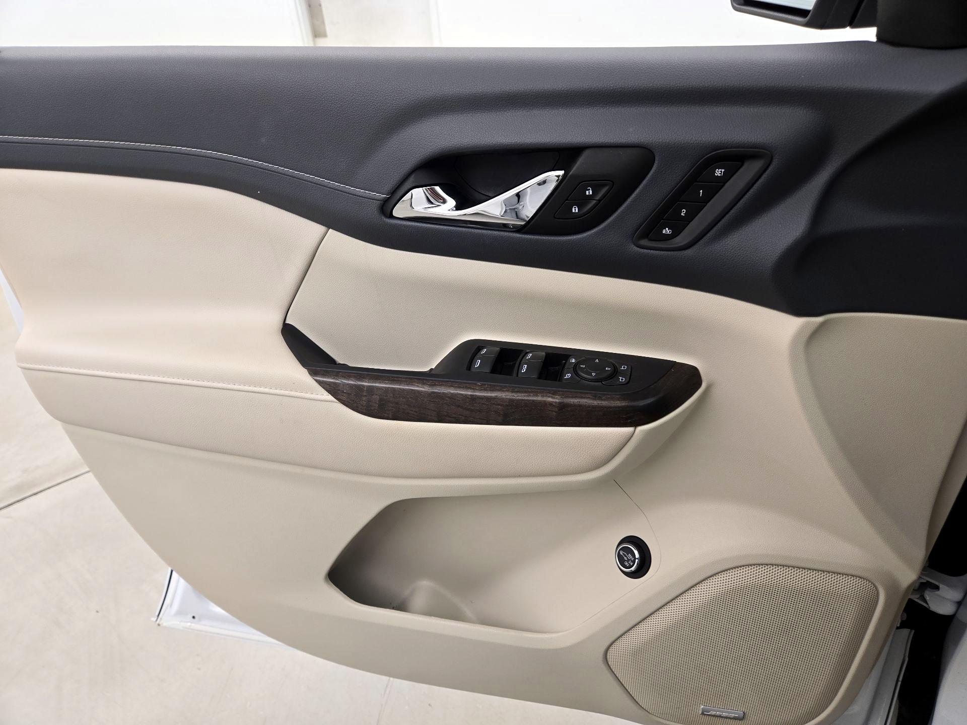 Thumbnail: 2023 GMC Acadia - 12