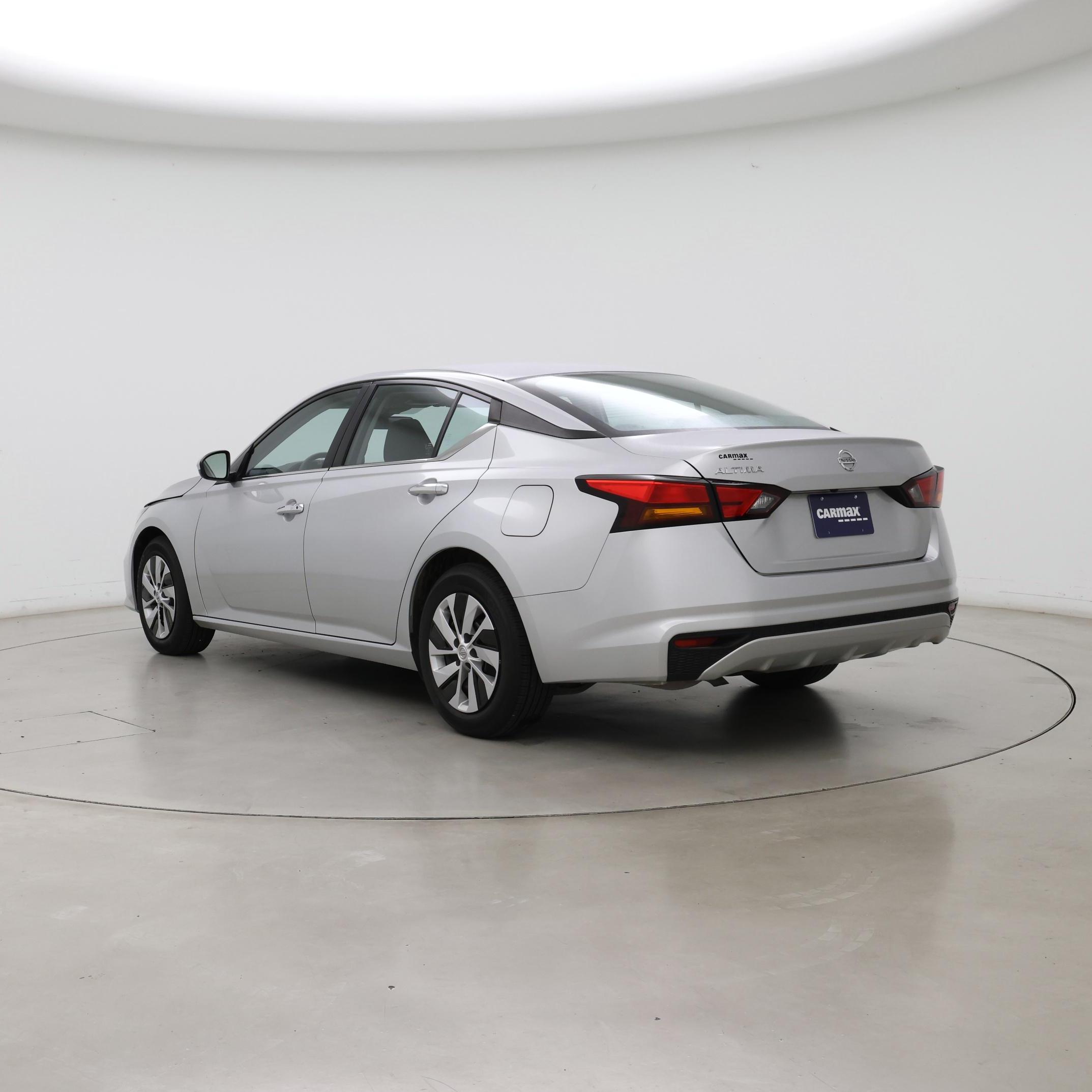 Thumbnail: 2022 Nissan Altima - 2