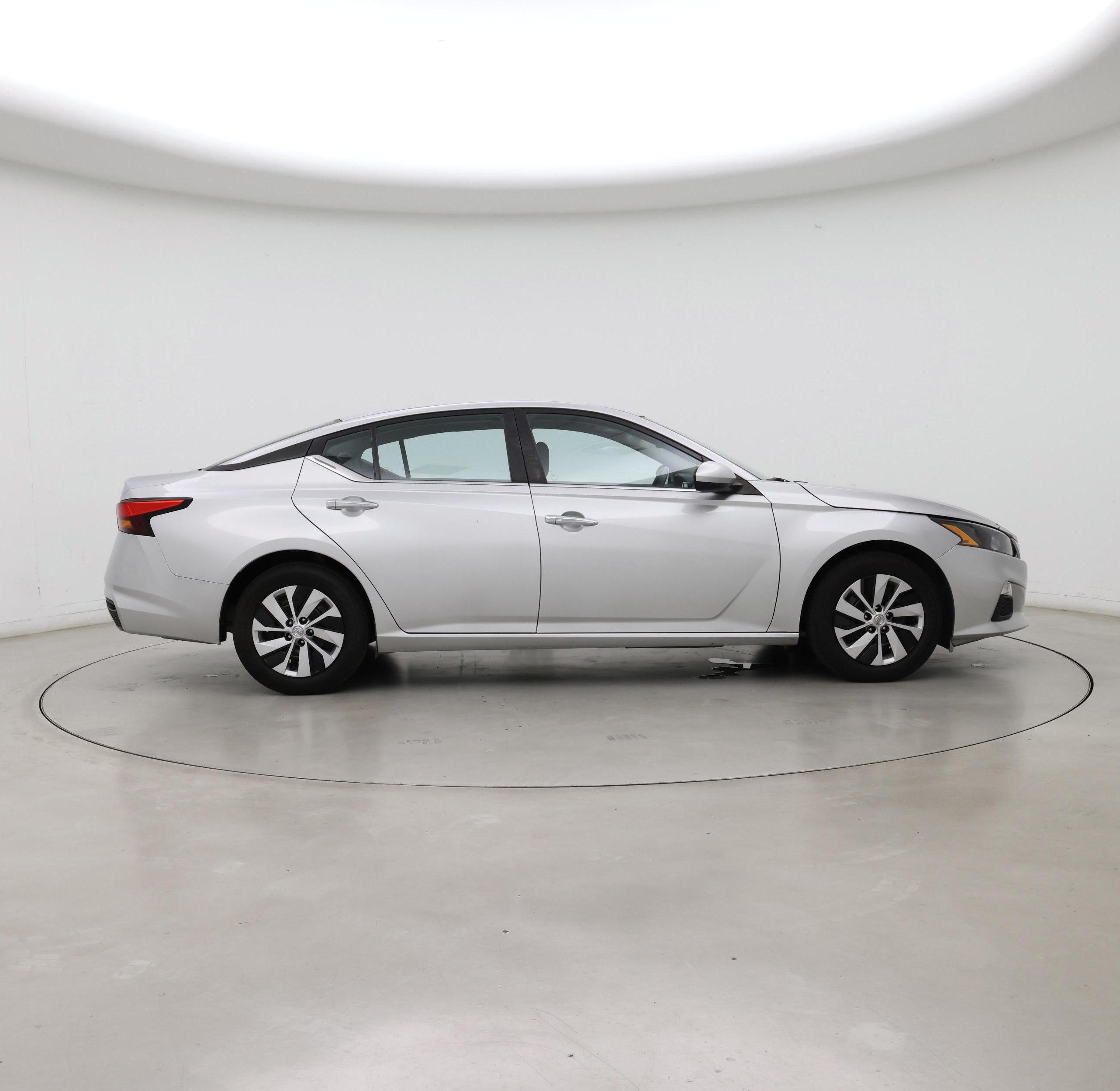 Thumbnail: 2022 Nissan Altima - 7