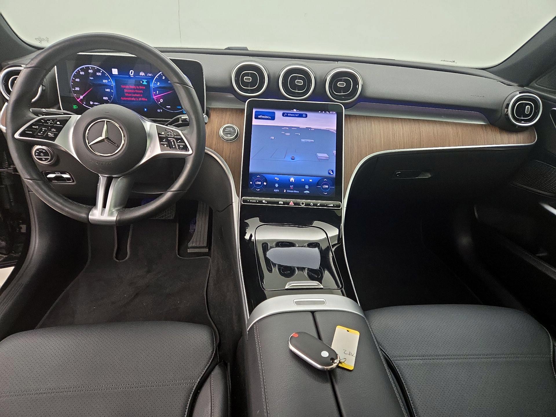 Thumbnail: 2025 Mercedes-Benz C-Class - 9