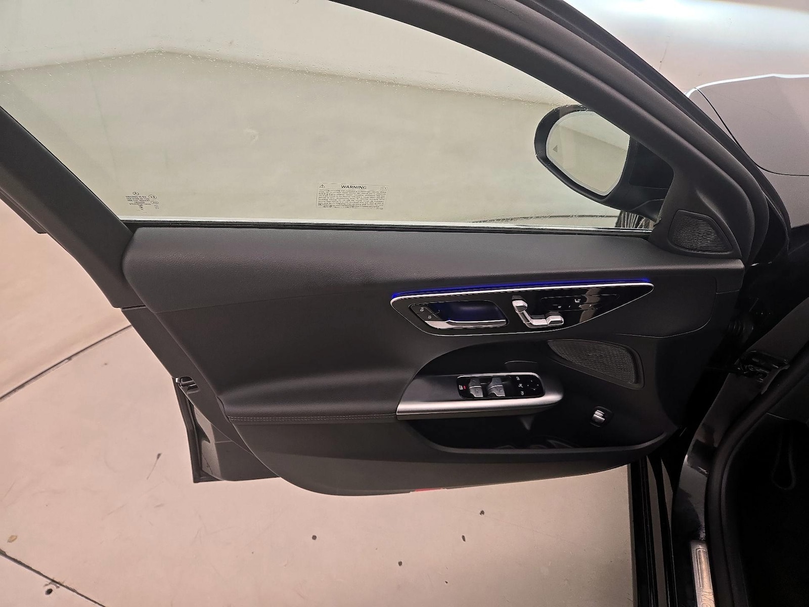 2025 Mercedes-Benz C-Class Sedan C 300 - Photo 13